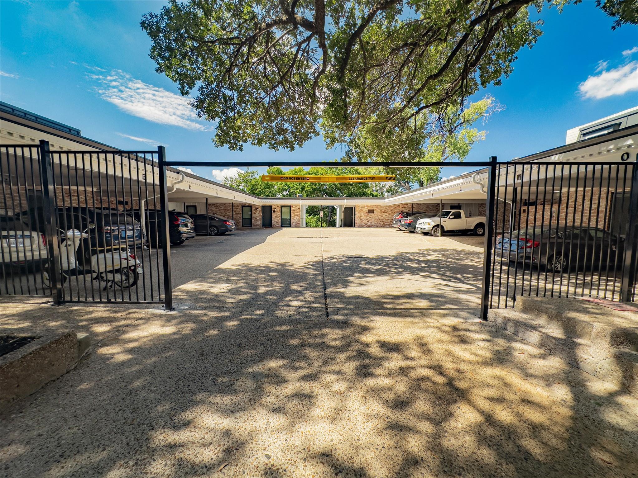 2704 San Pedro St # 16, Austin, TX 78705