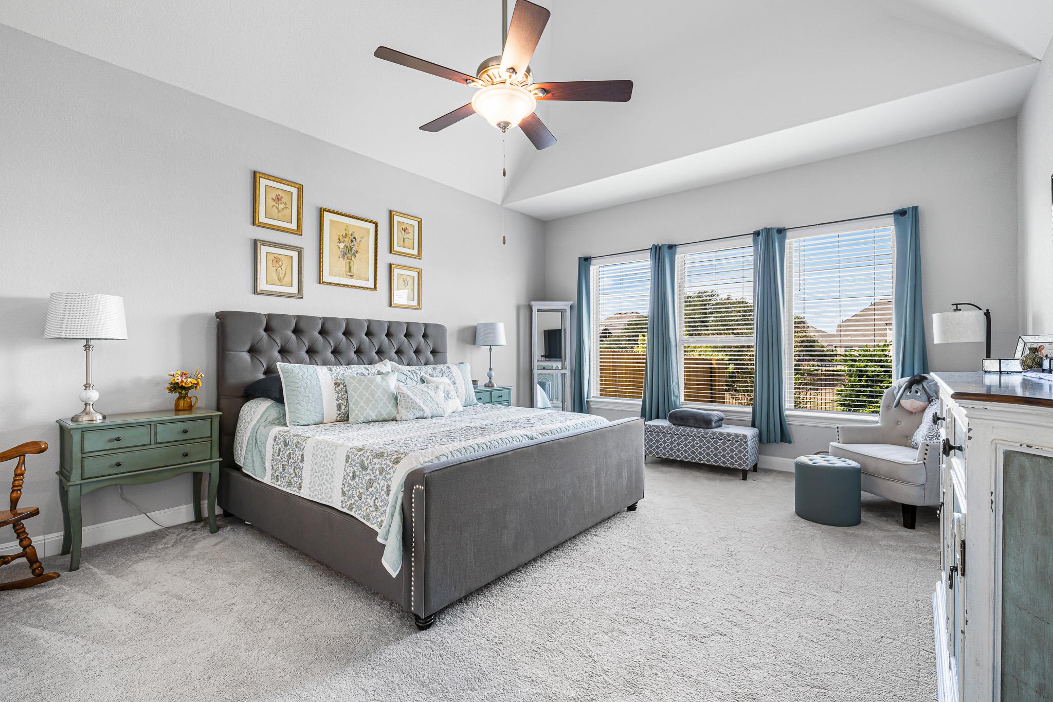 2041 Waterfall Ave, Leander, TX 78641