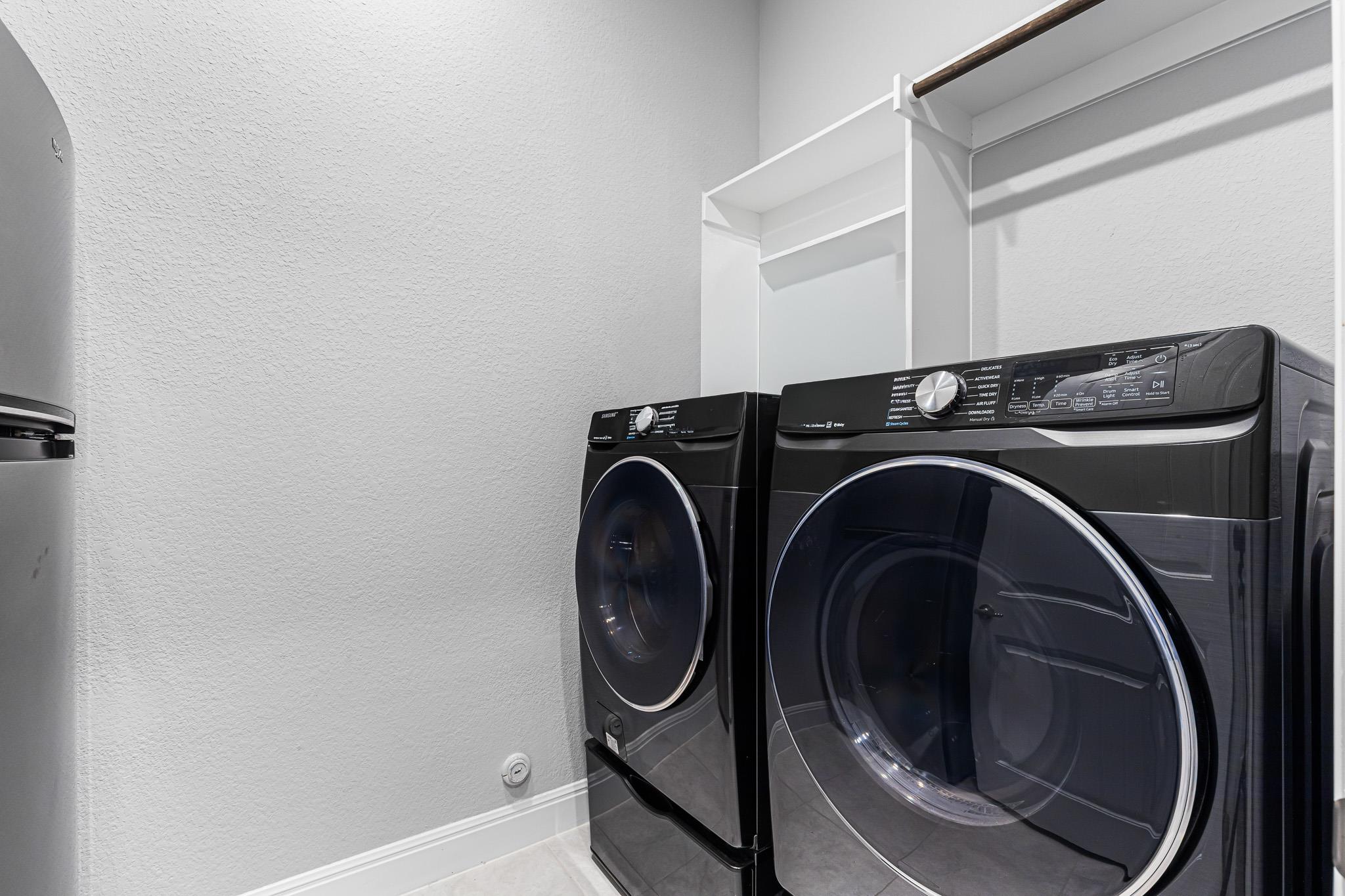 2041 Waterfall Ave, Leander, TX 78641