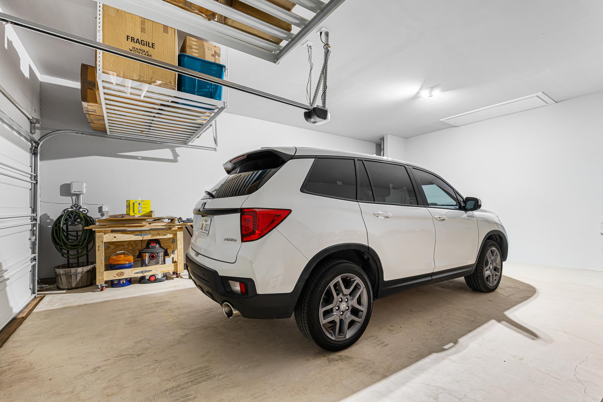 2041 Waterfall Ave, Leander, TX 78641