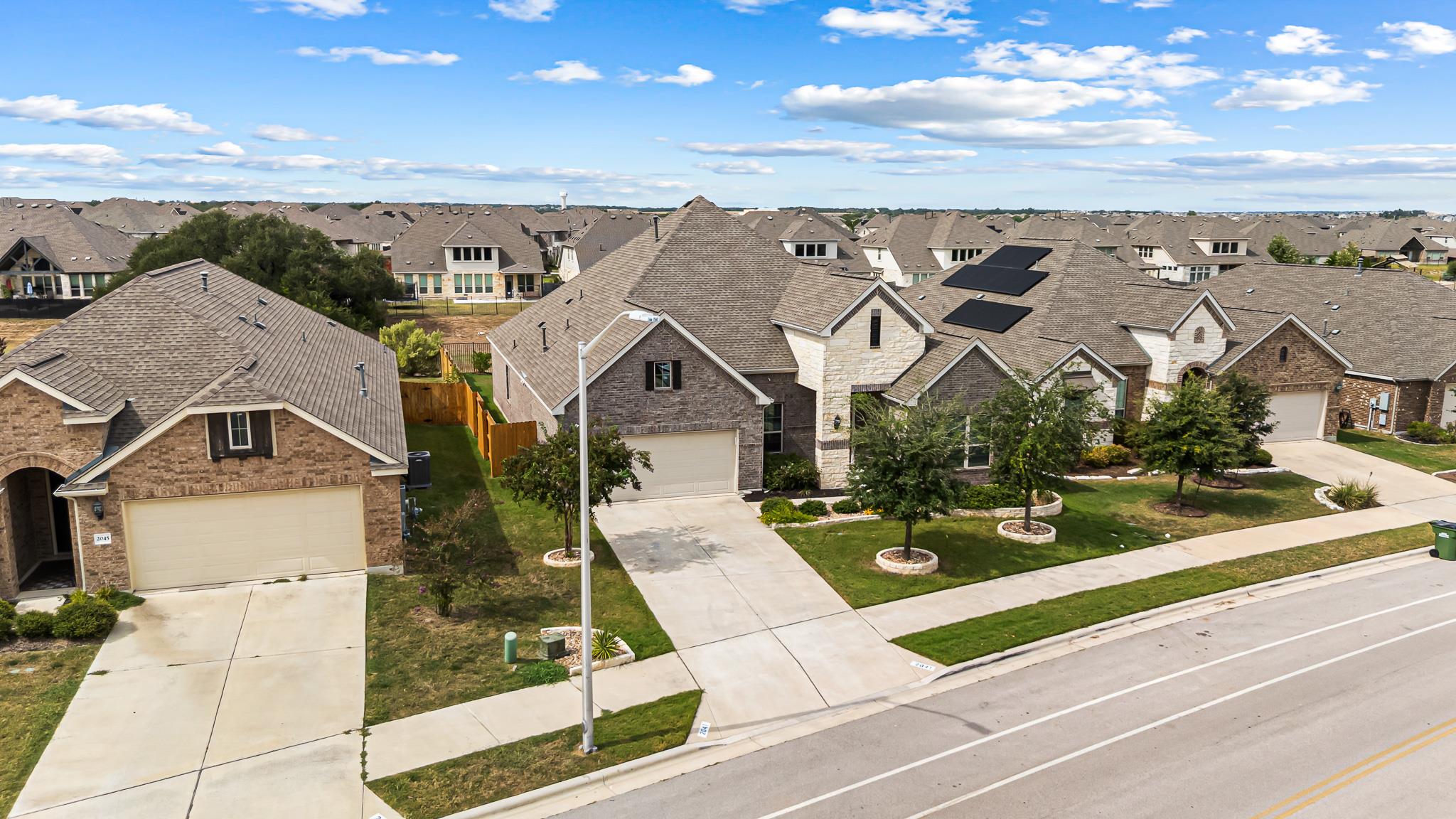 2041 Waterfall Ave, Leander, TX 78641