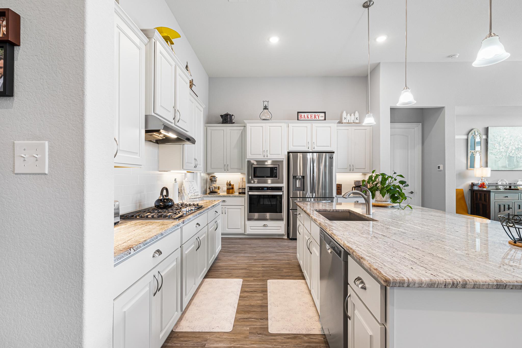 2041 Waterfall Ave, Leander, TX 78641