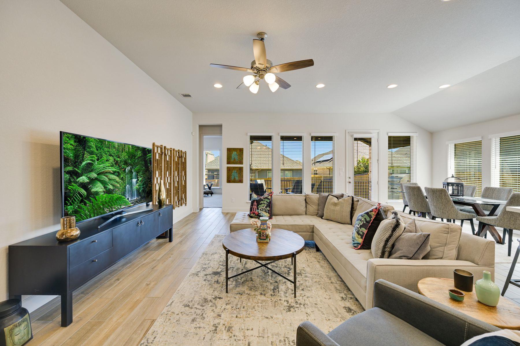 273 Fawn River Run, Kyle, TX 78640