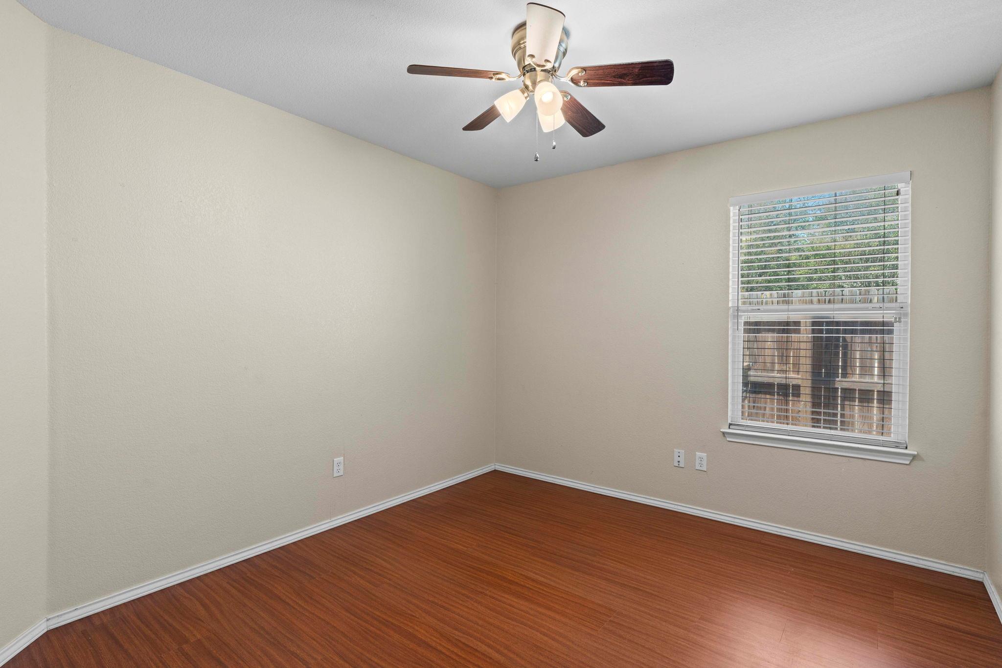 228 San Felipe Dr, Kyle, TX 78640