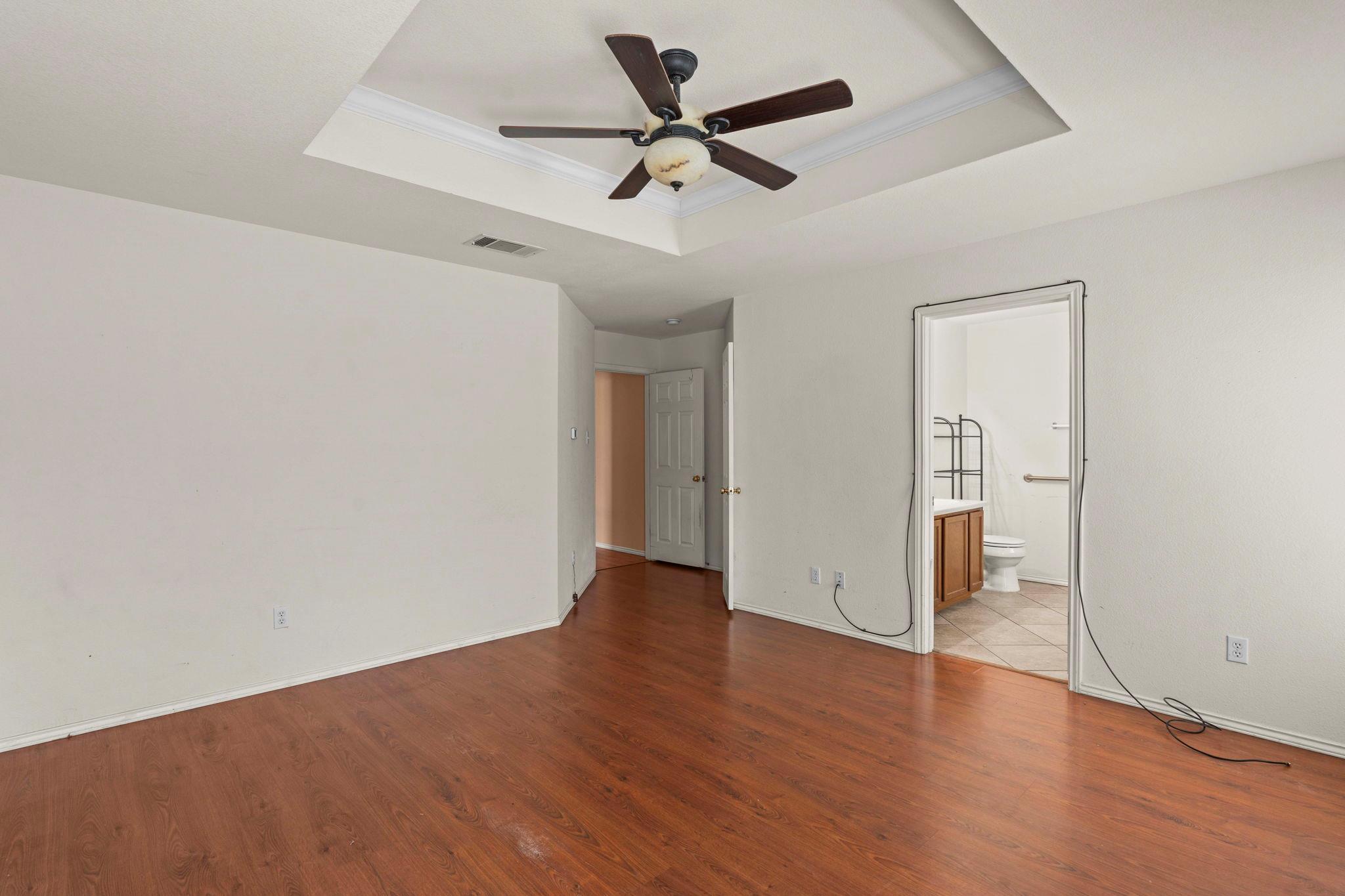 228 San Felipe Dr, Kyle, TX 78640