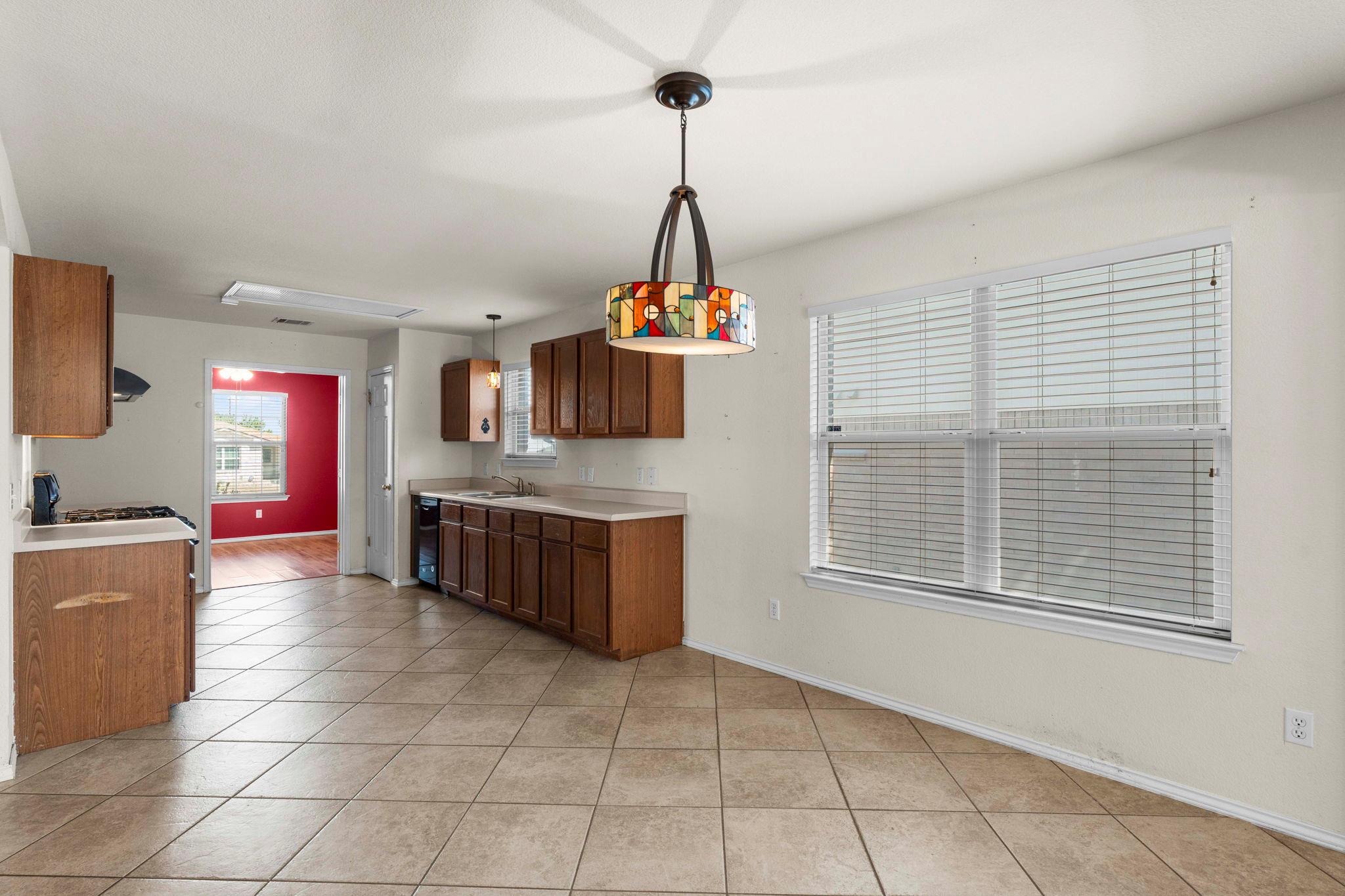 228 San Felipe Dr, Kyle, TX 78640