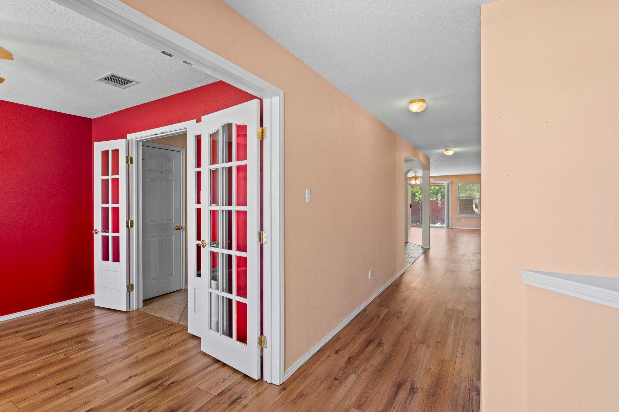 228 San Felipe Dr, Kyle, TX 78640