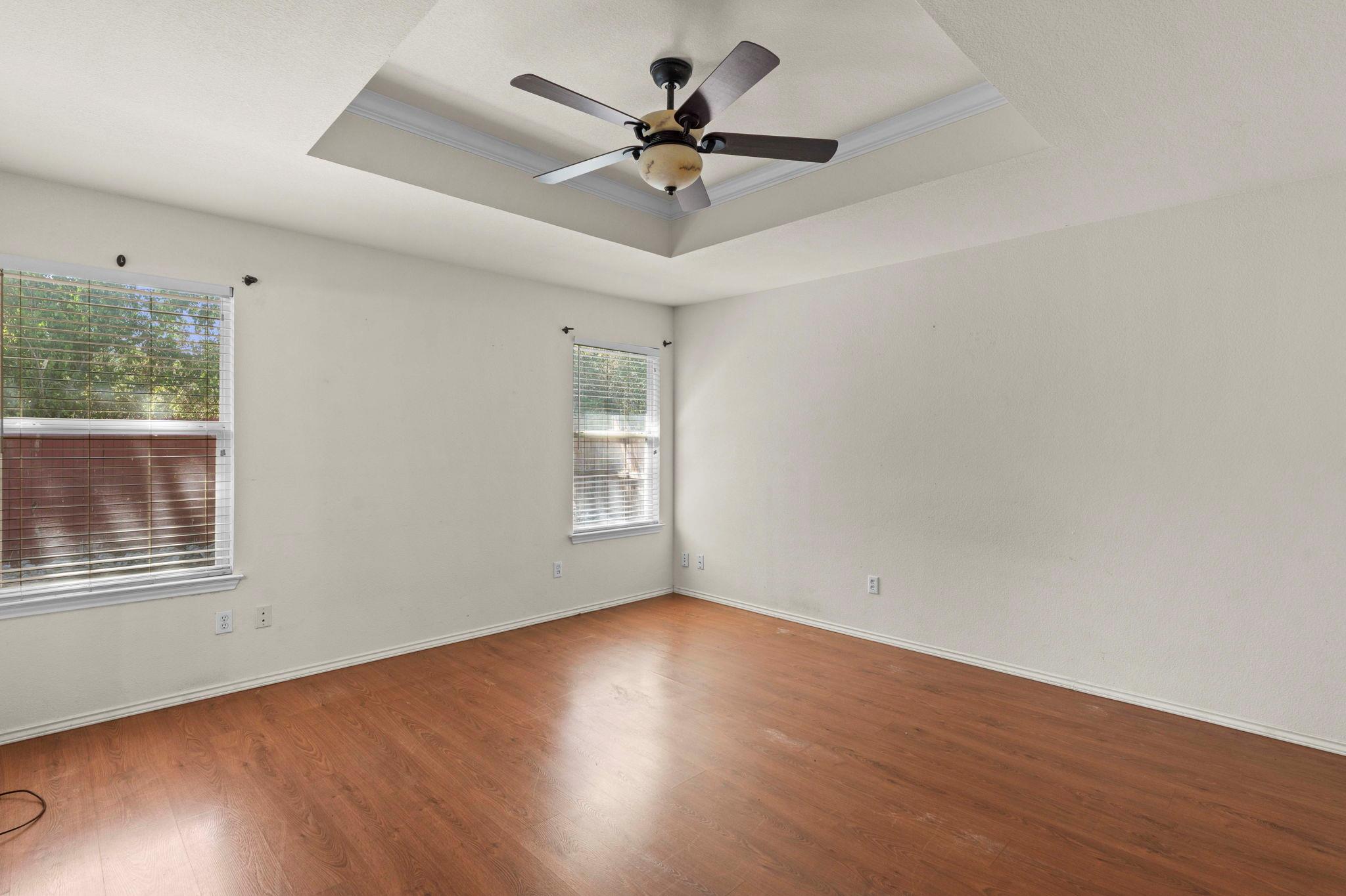 228 San Felipe Dr, Kyle, TX 78640