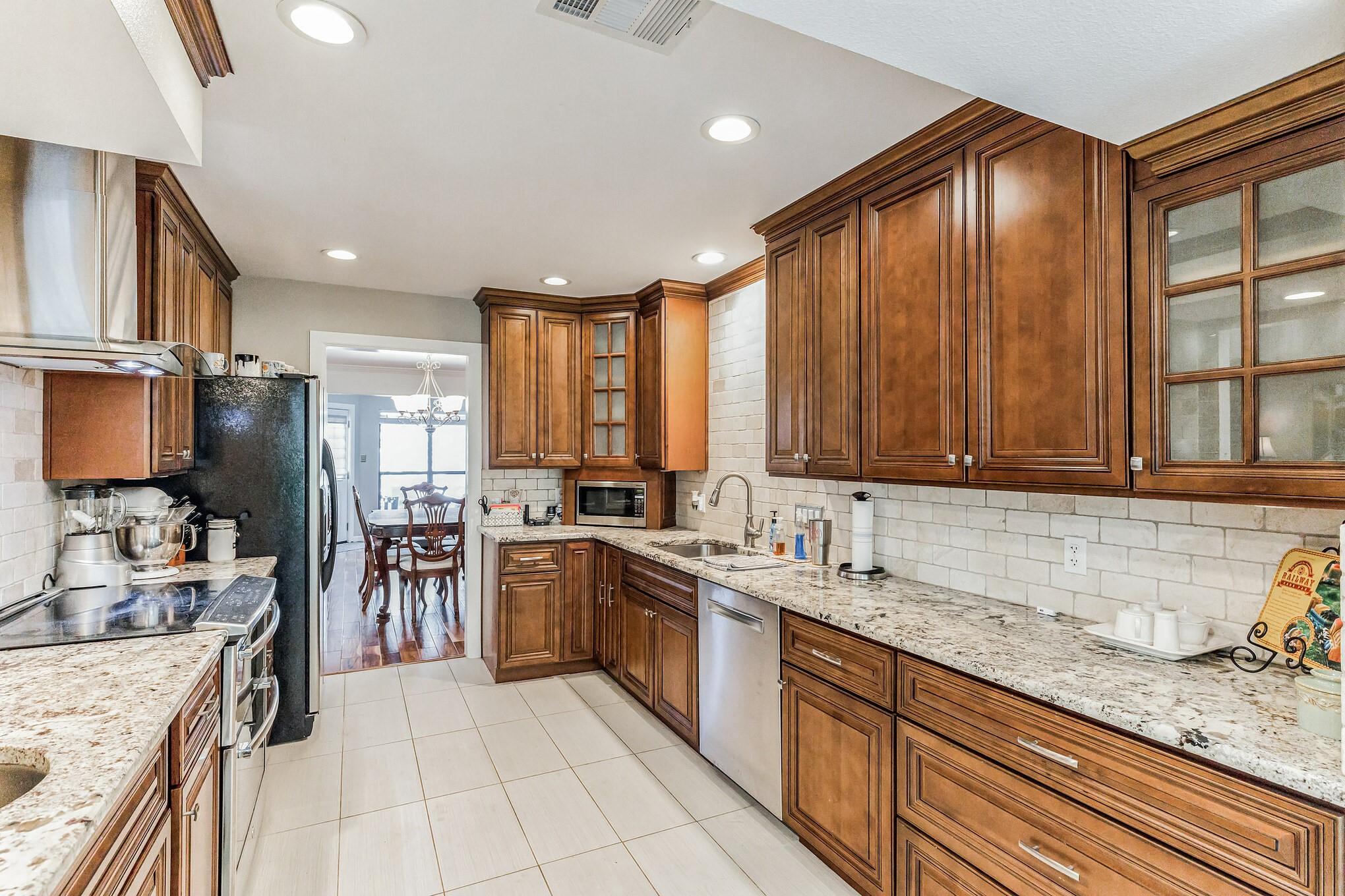 6007 Gardenridge Holw, Austin, TX 78750