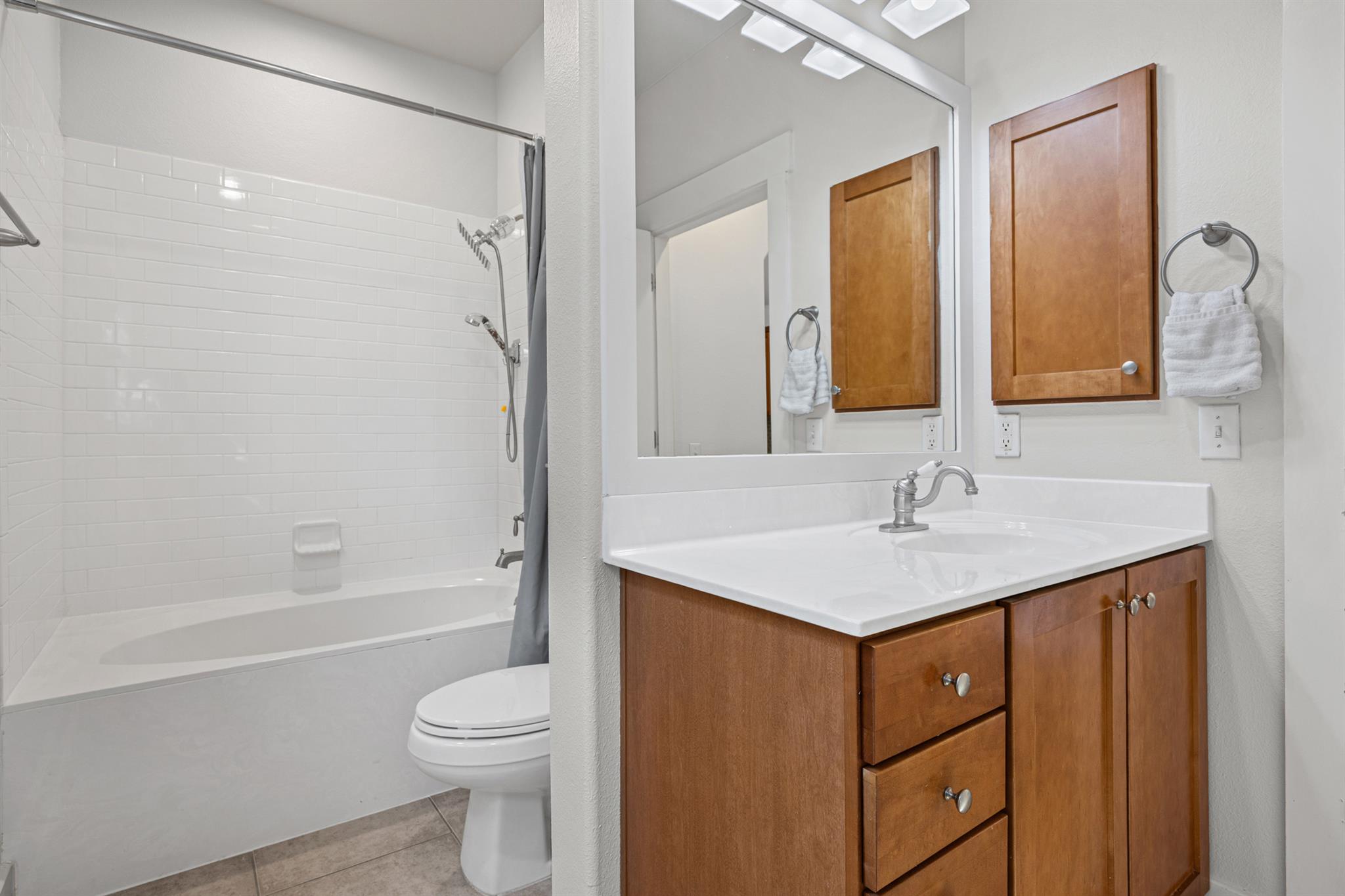 1601 Miriam Ave # 315, Austin, TX 78702