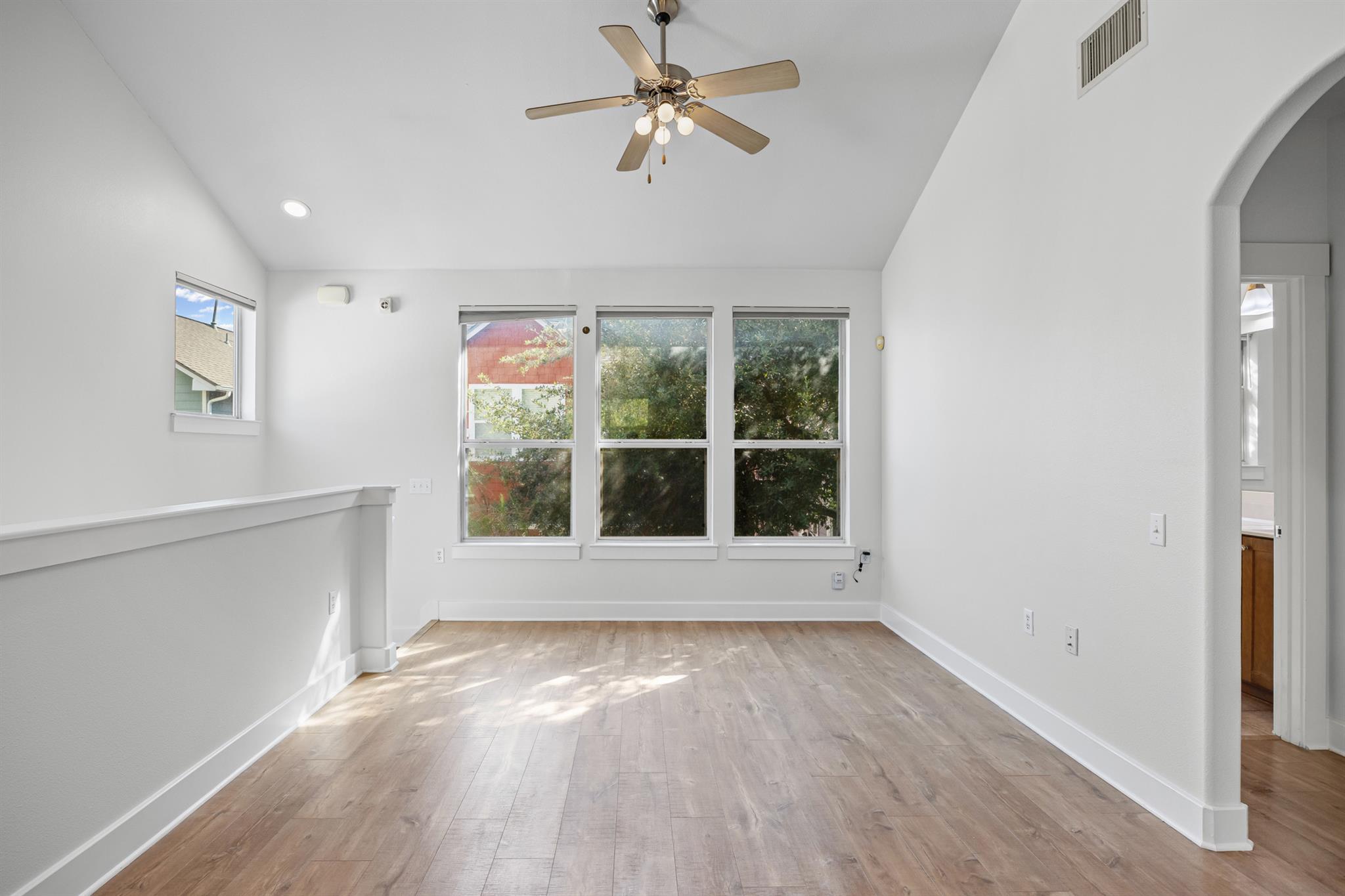 1601 Miriam Ave # 315, Austin, TX 78702