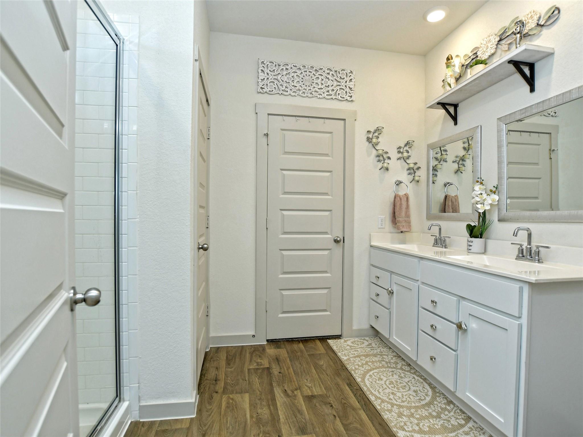 100 Big Cypress Bayou Rd, Hutto, TX 78634