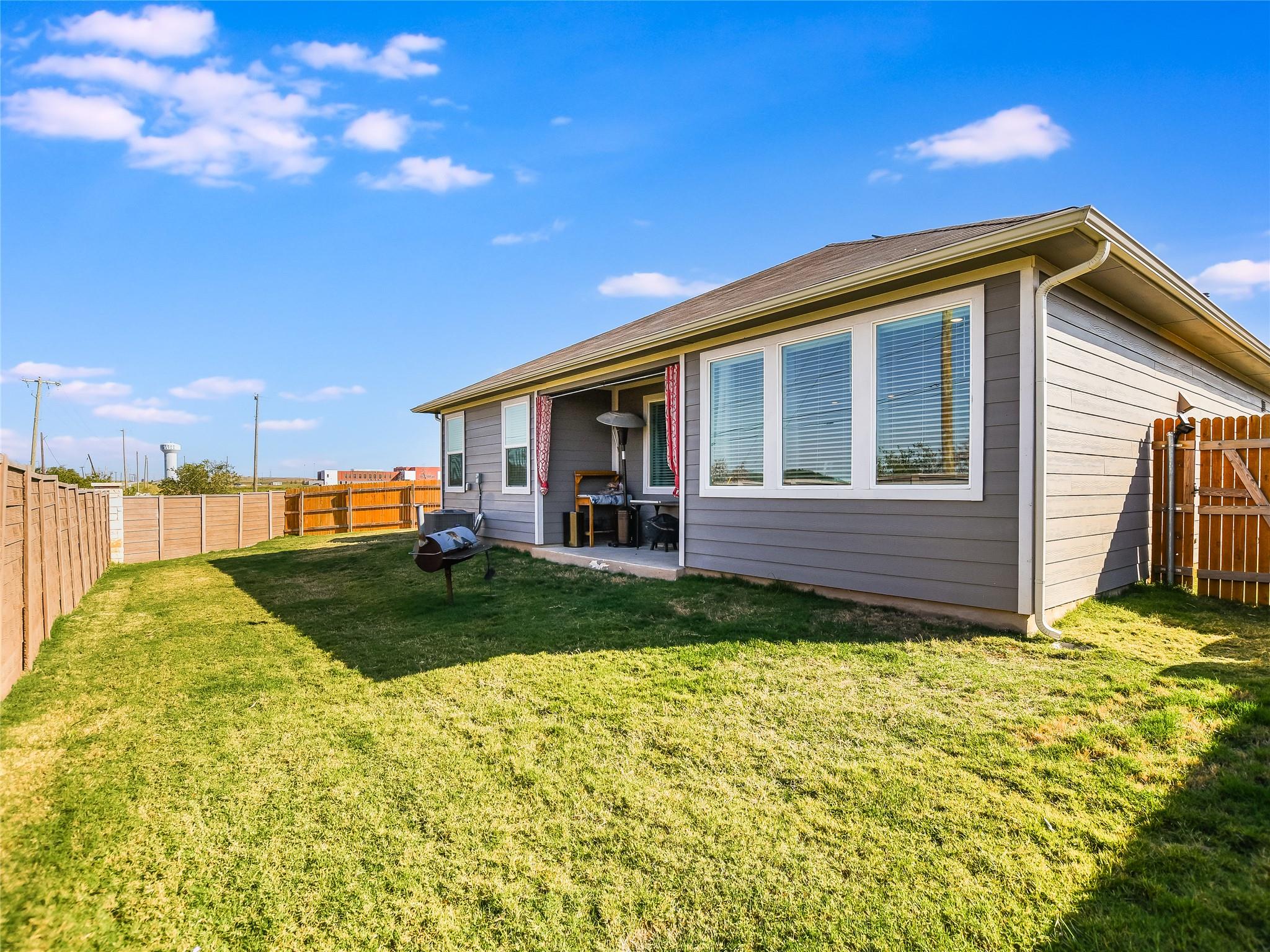 100 Big Cypress Bayou Rd, Hutto, TX 78634