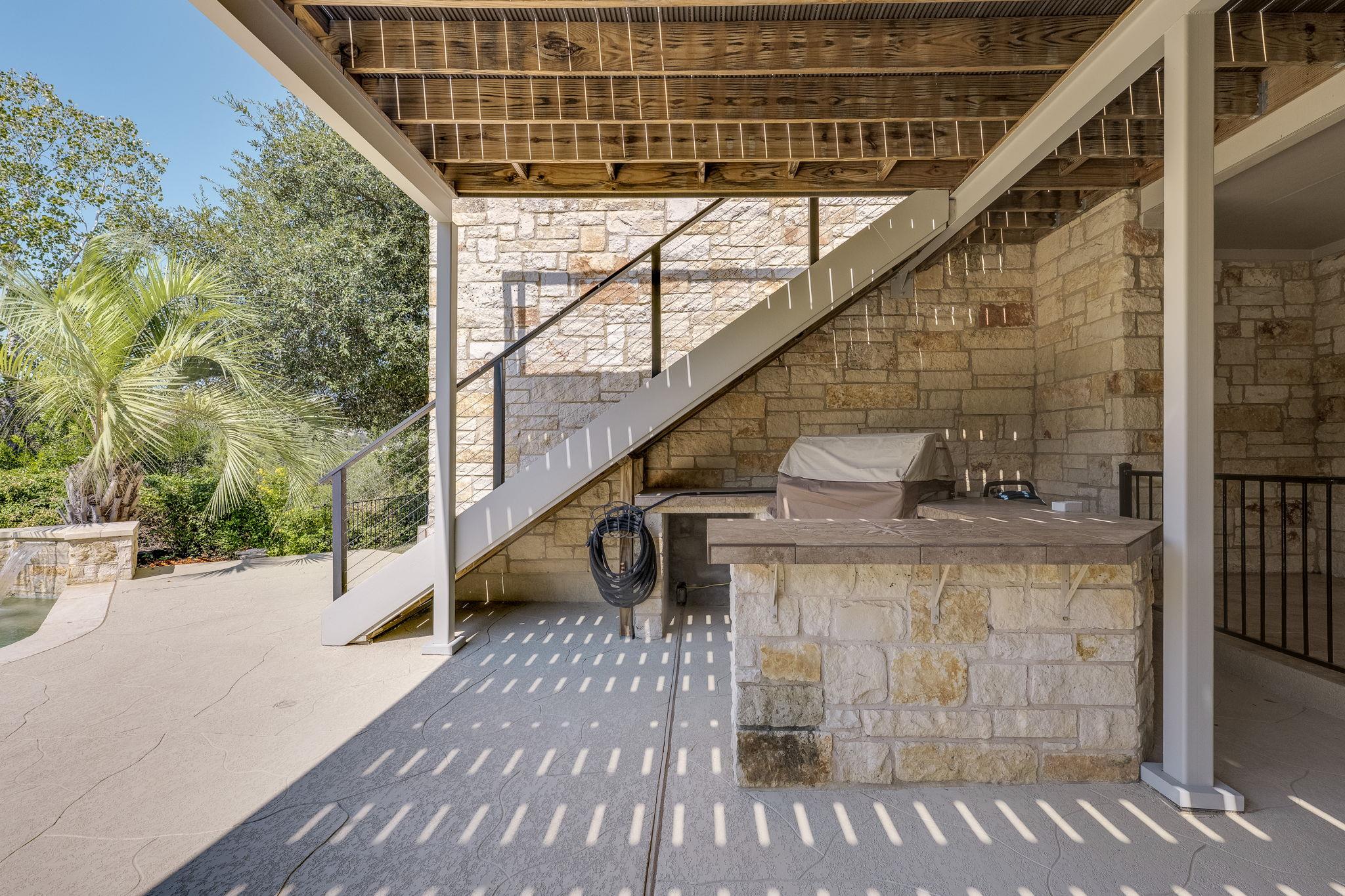 111 Sebastians Run, Austin, TX 78738