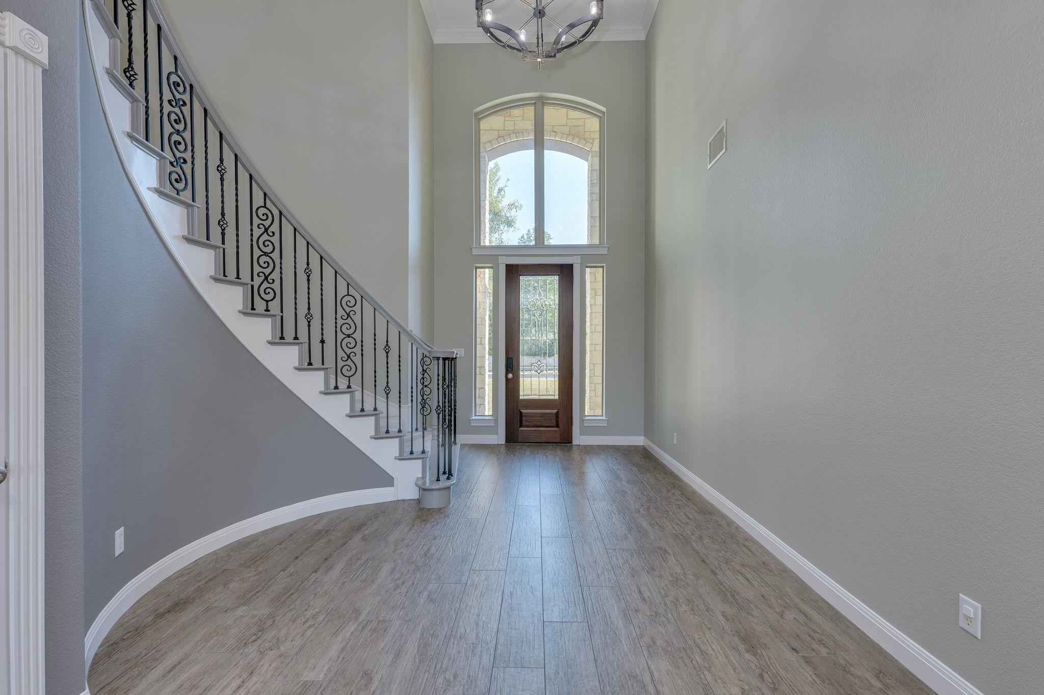 111 Sebastians Run, Austin, TX 78738