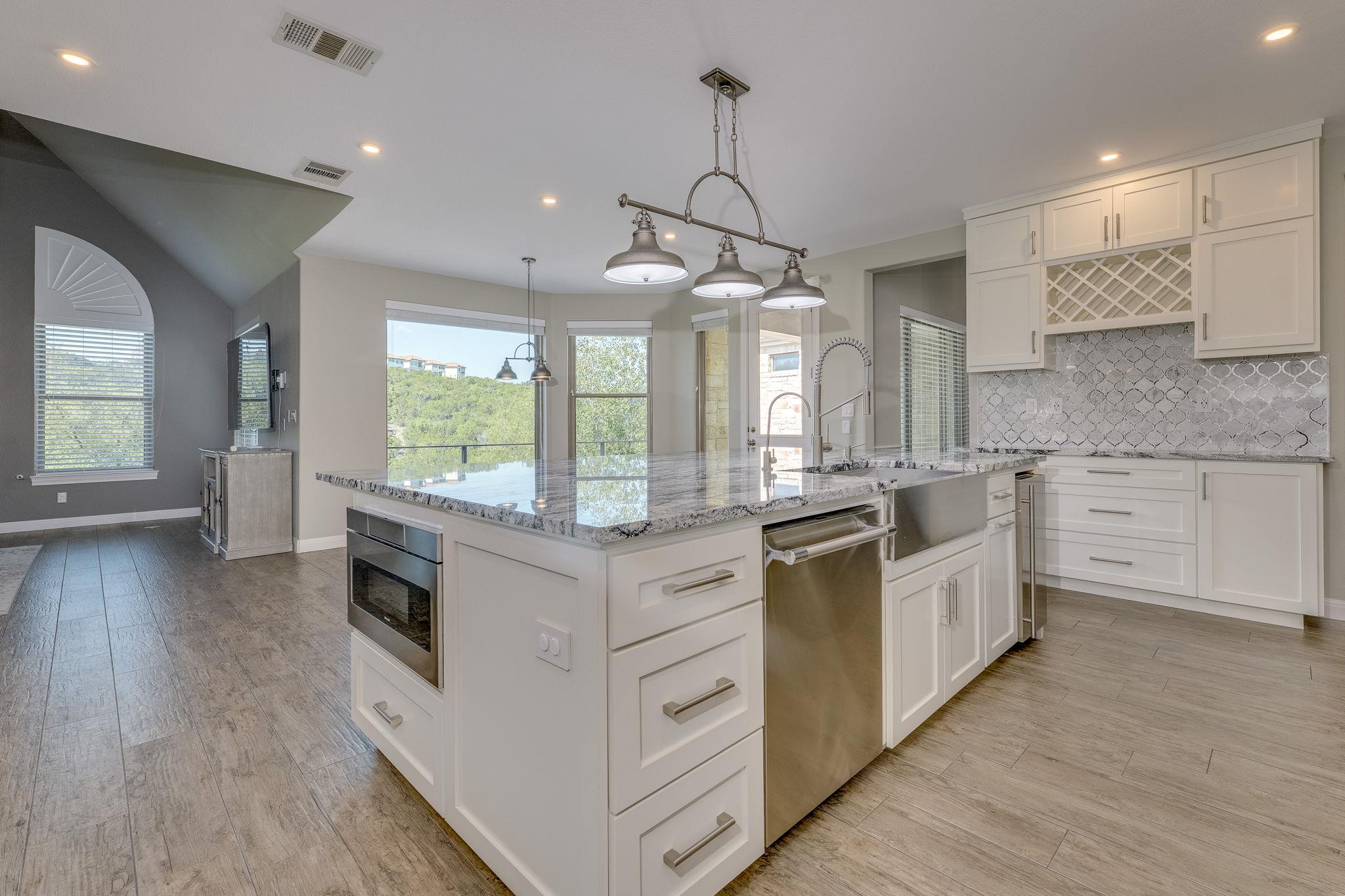 111 Sebastians Run, Austin, TX 78738