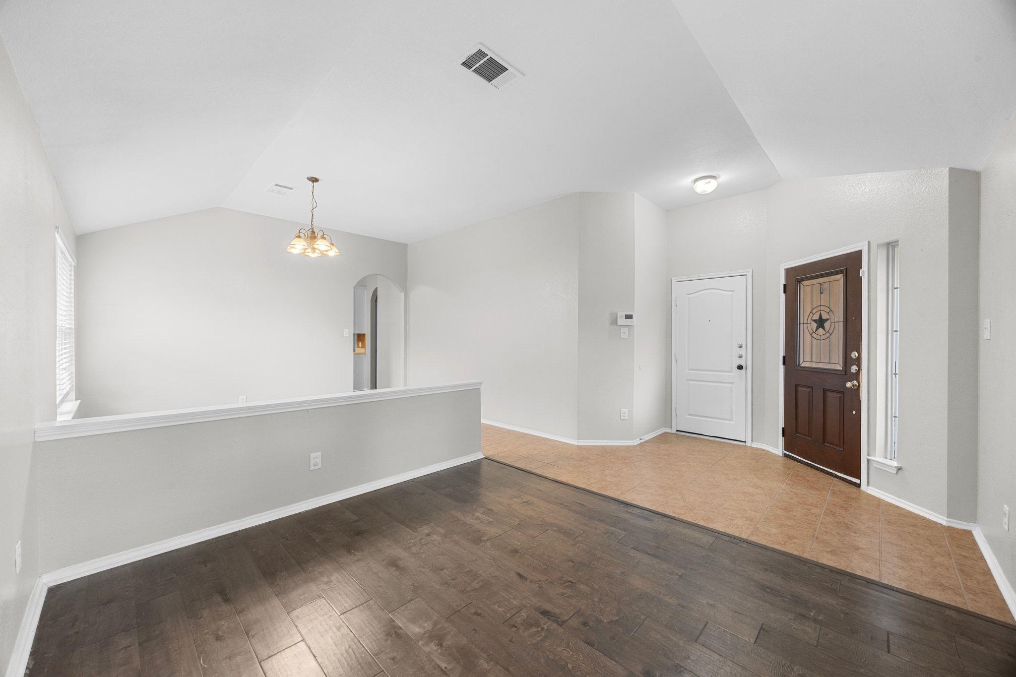 119 Aguilar Dr, Hutto, TX 78634