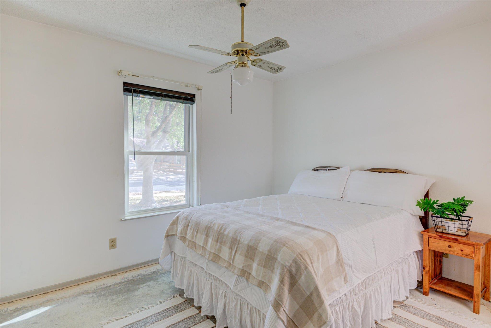 815 Hill Wood Dr, Austin, TX 78745