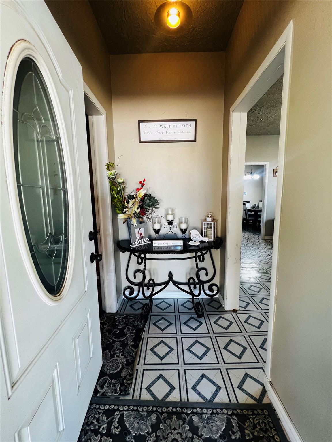 313 S Nolan Ave, Cameron, TX 76520