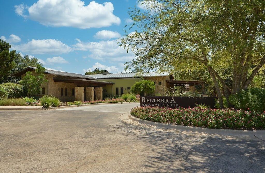 137 Nantucket Cir, Austin, TX 78737