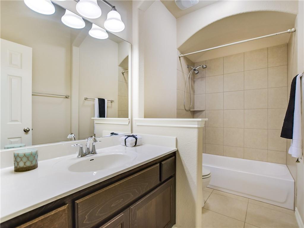 137 Nantucket Cir, Austin, TX 78737