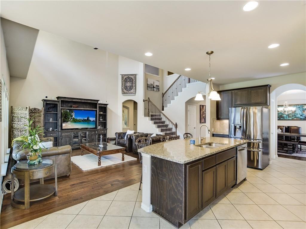 137 Nantucket Cir, Austin, TX 78737