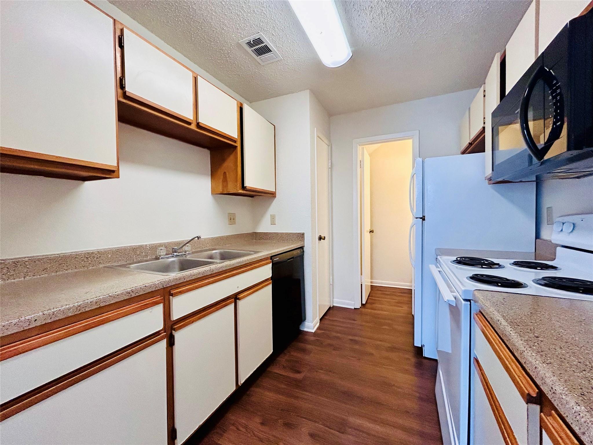 8904 Schick Rd # A, Austin, TX 78729