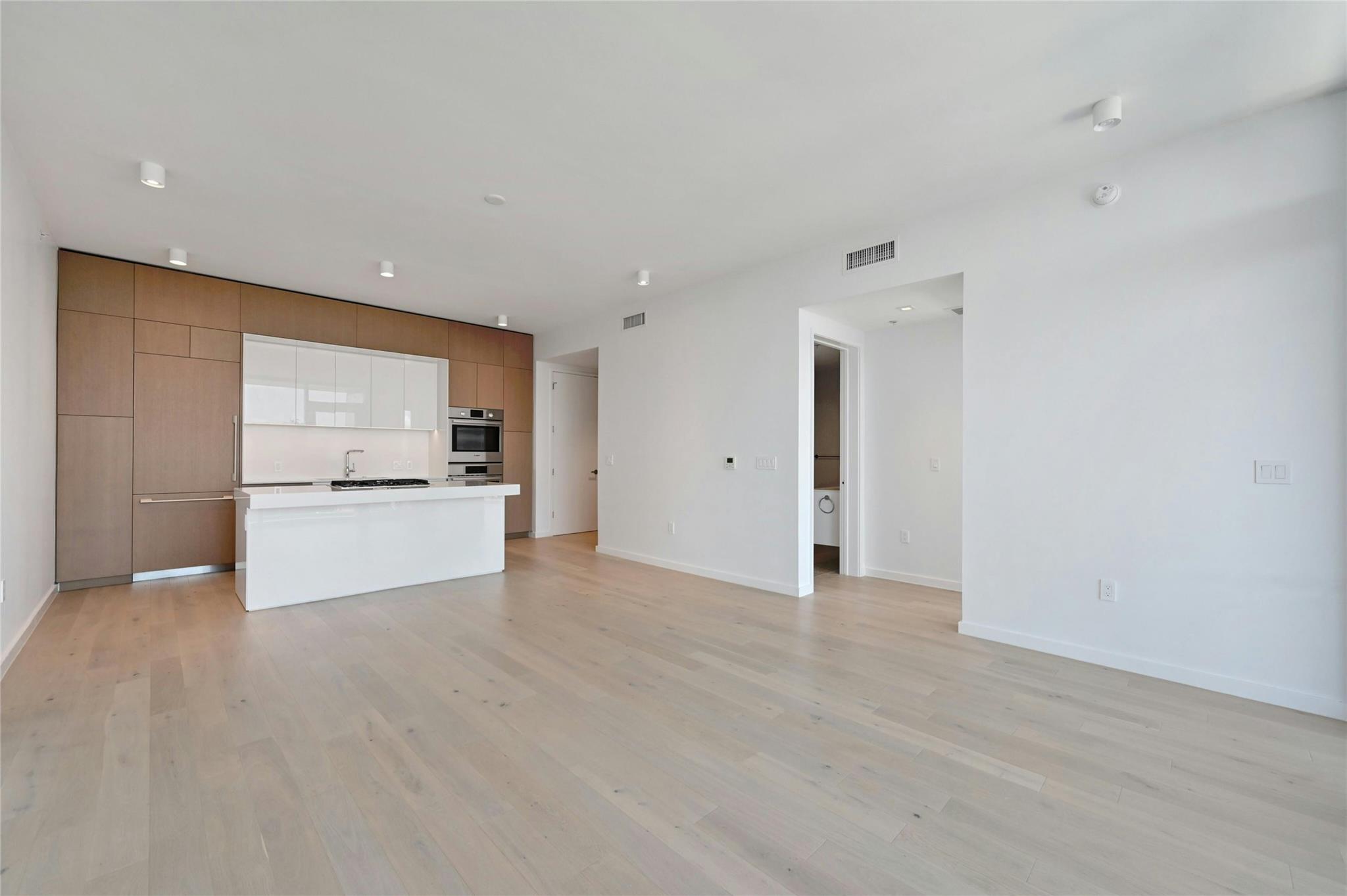 313 W 17th St # 2101, Austin, TX 78701