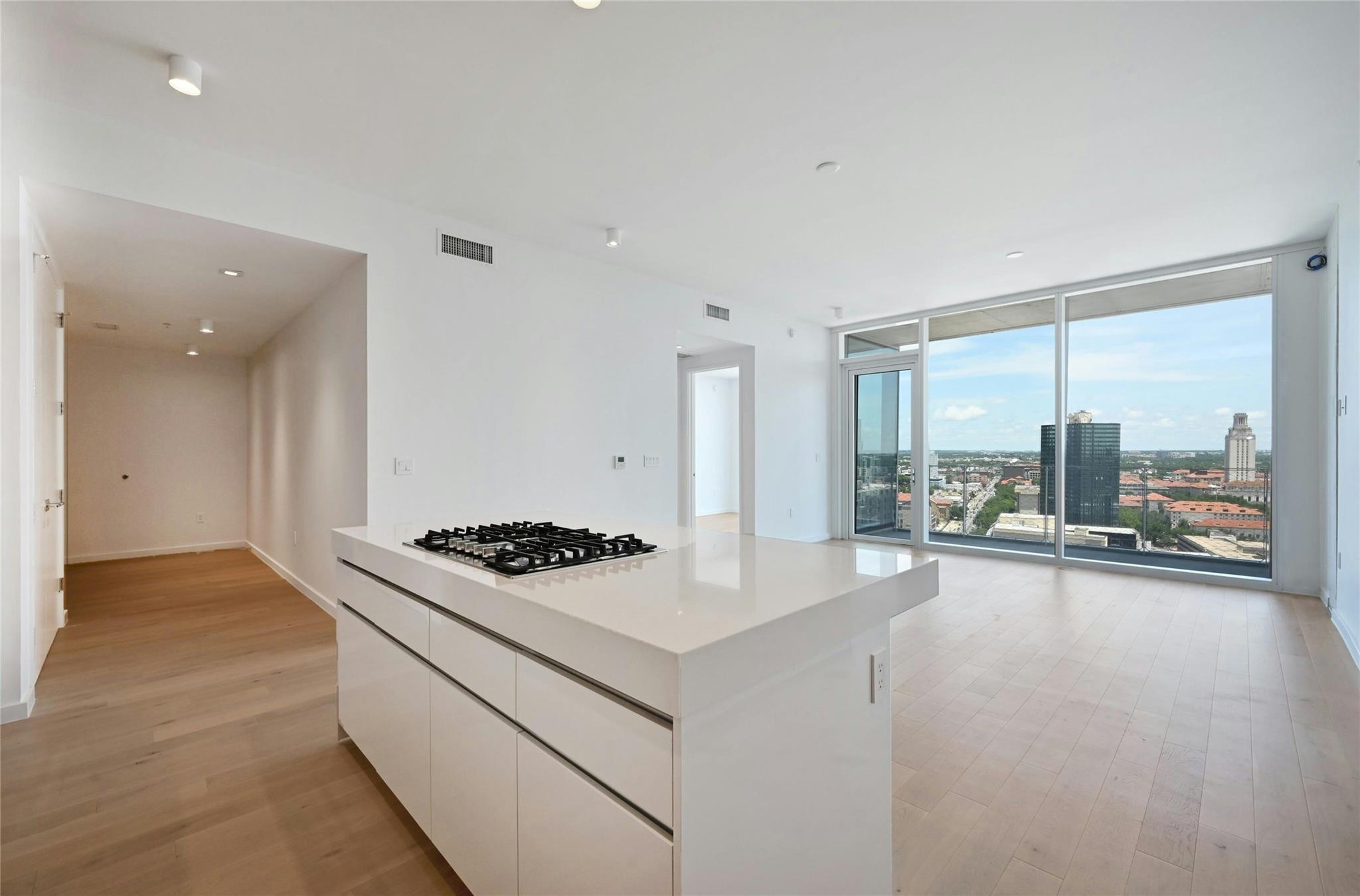 313 W 17th St # 2101, Austin, TX 78701