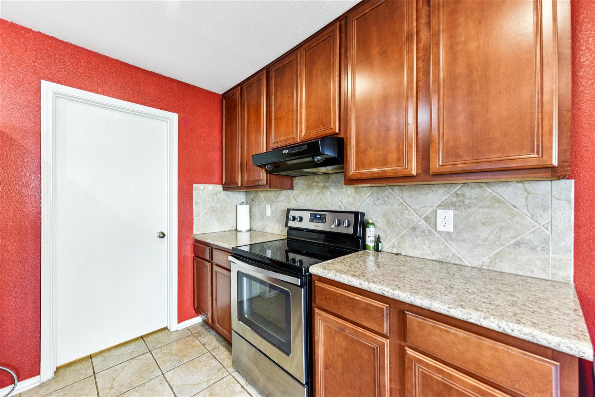 285 Cordero Dr, San Marcos, TX 78666