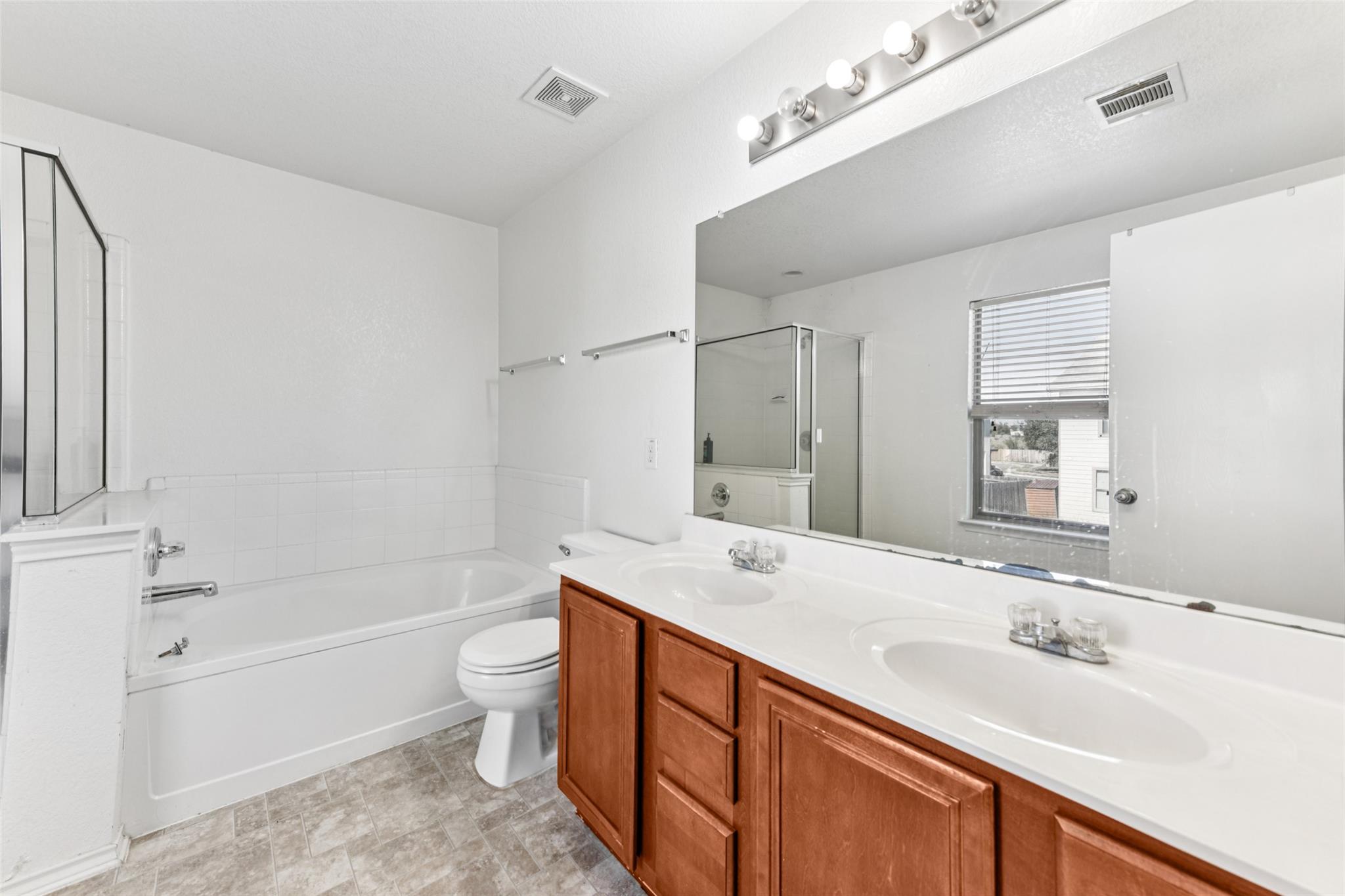 285 Cordero Dr, San Marcos, TX 78666