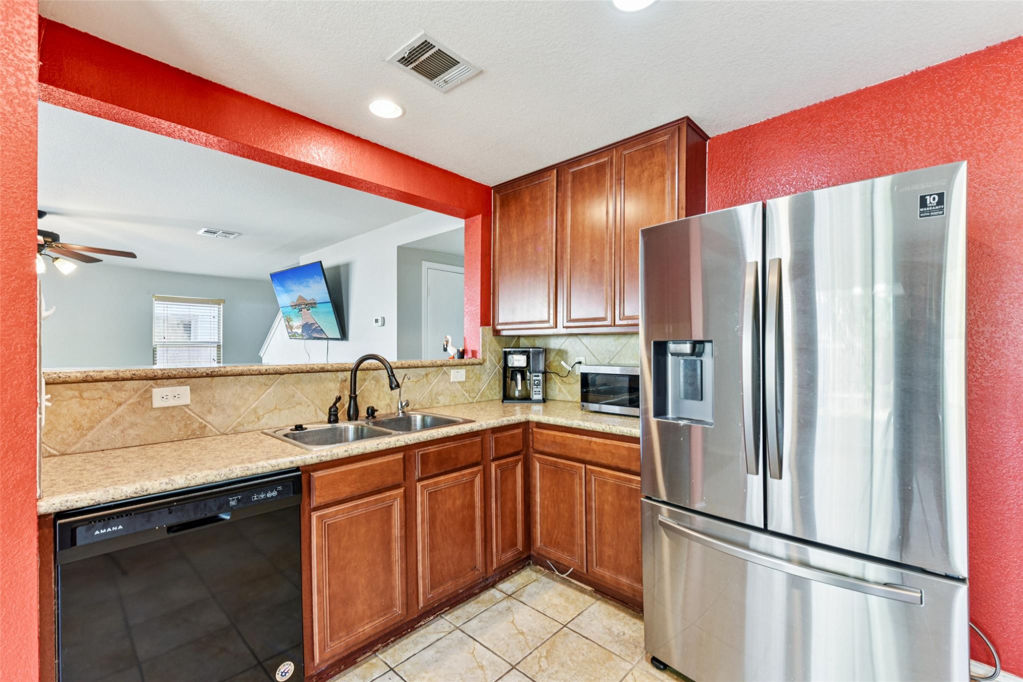 285 Cordero Dr, San Marcos, TX 78666