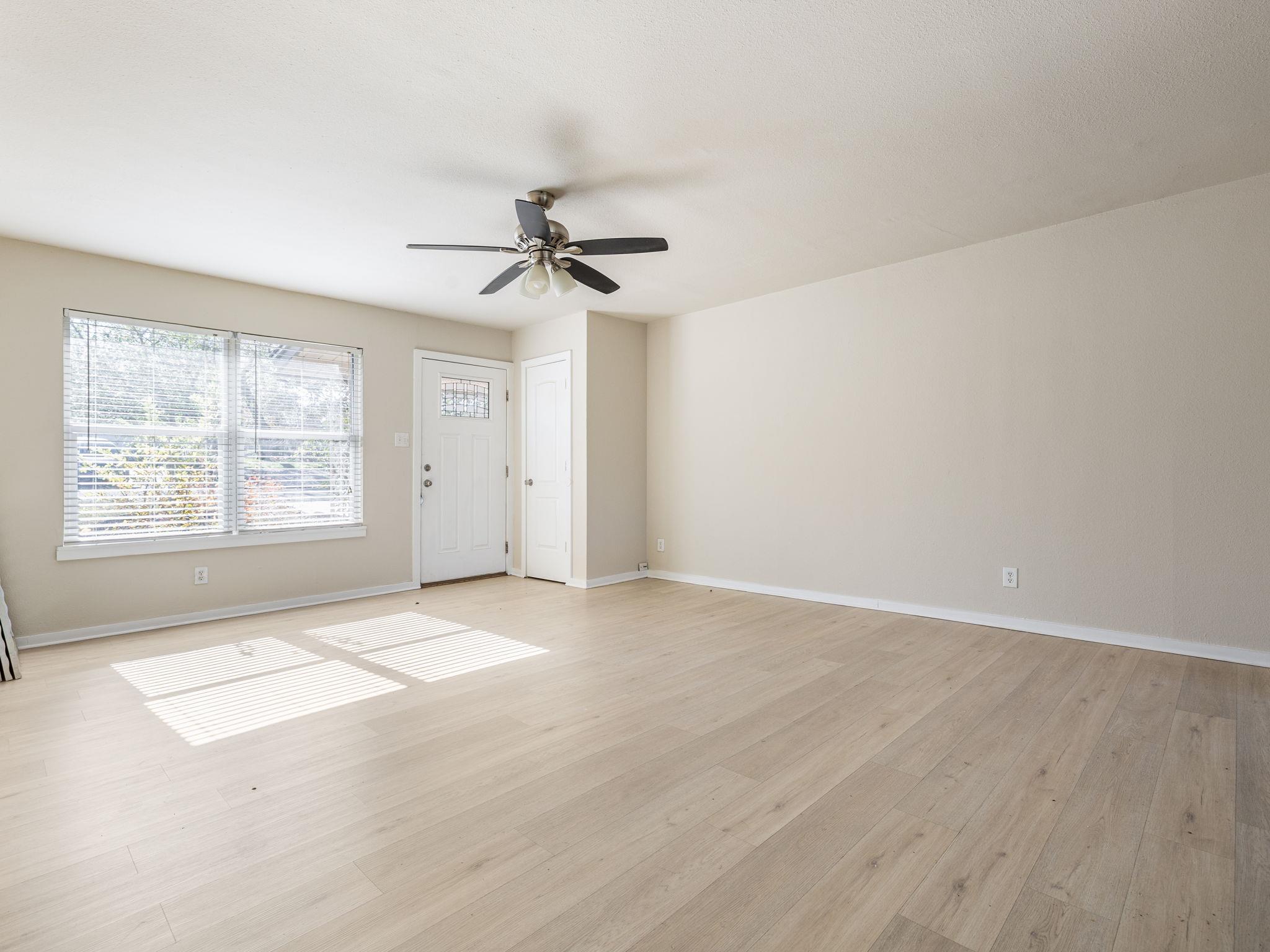 800 Monterrey Pl, Austin, TX 78753