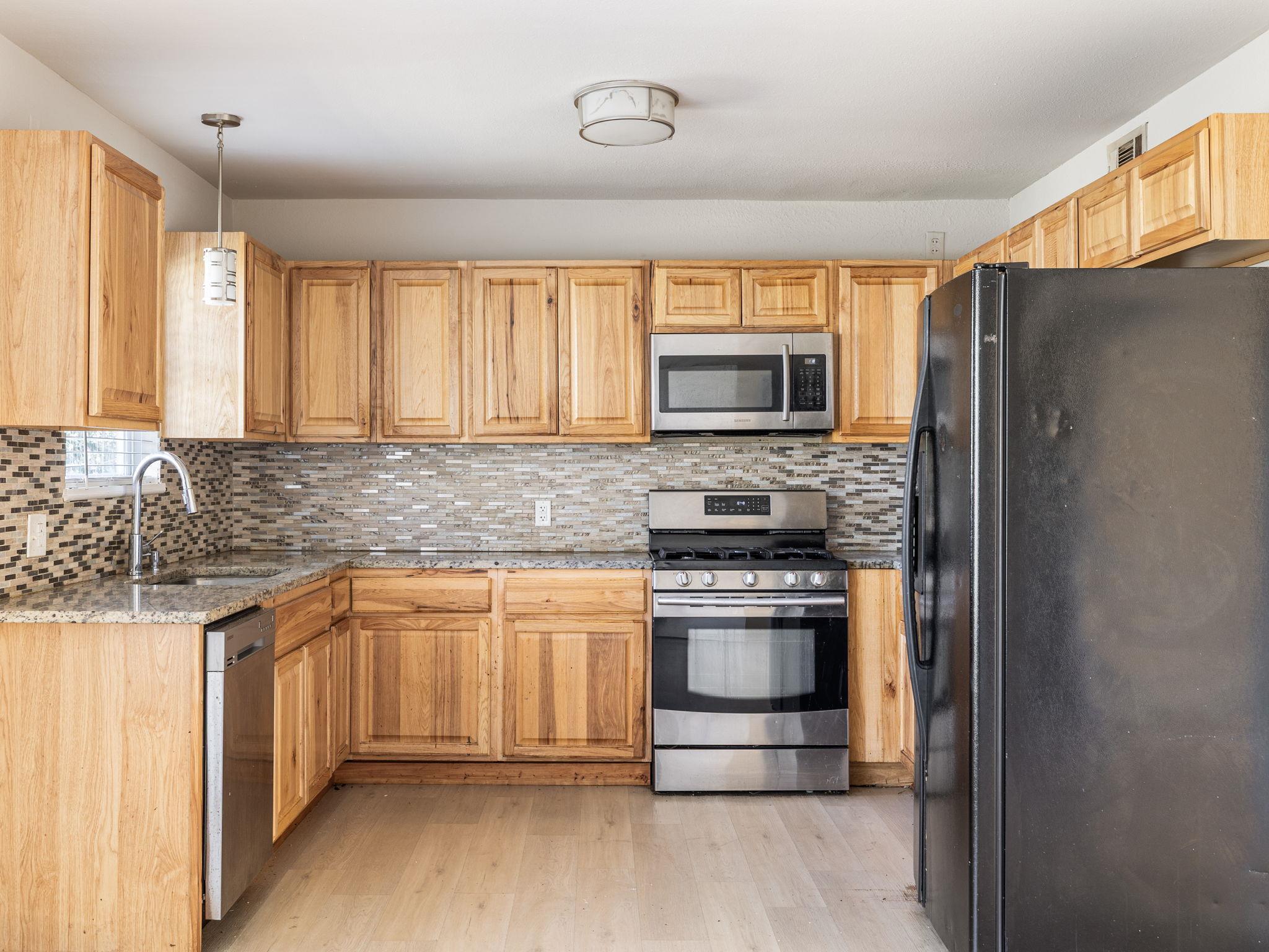 800 Monterrey Pl, Austin, TX 78753