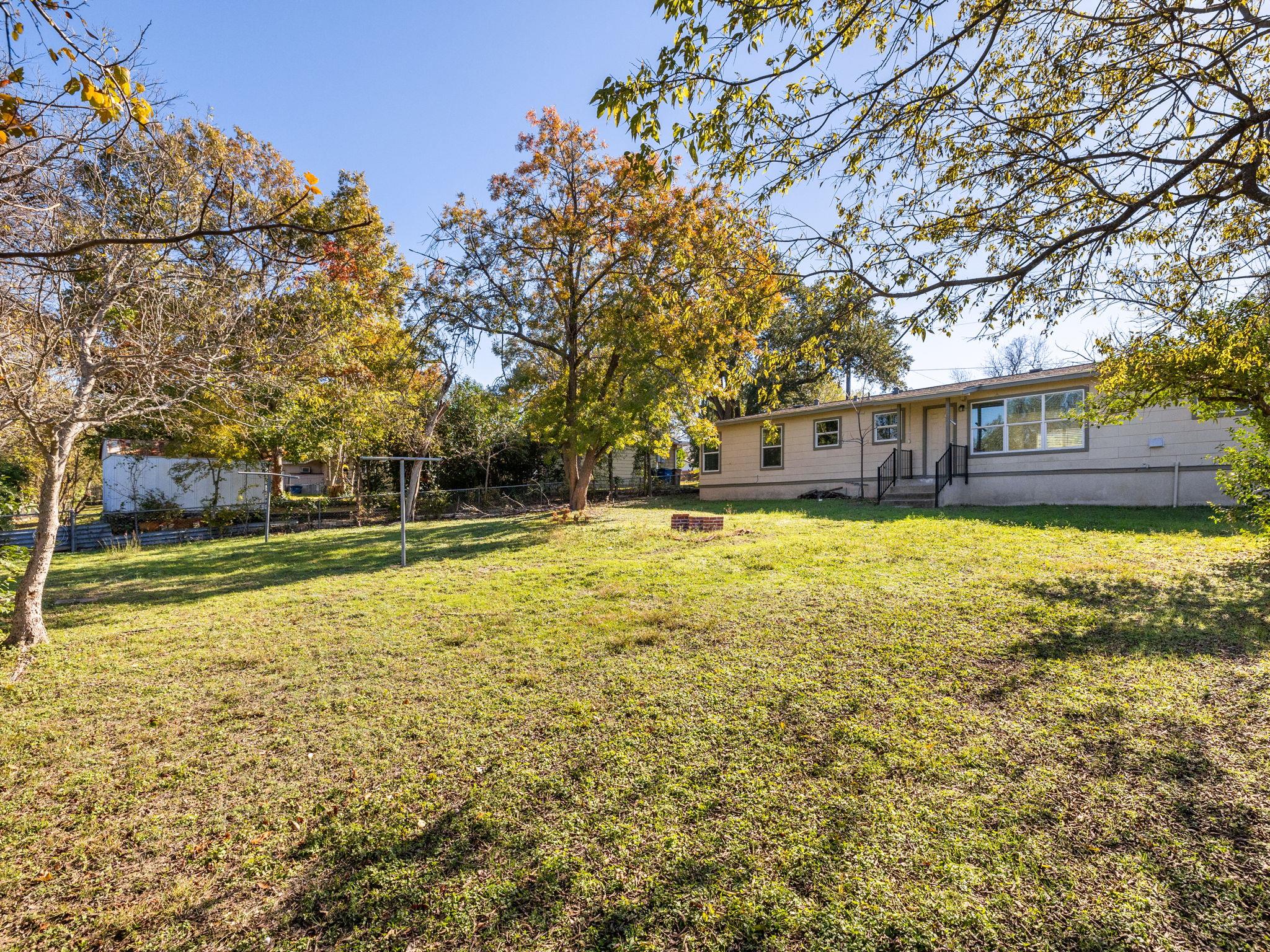 800 Monterrey Pl, Austin, TX 78753