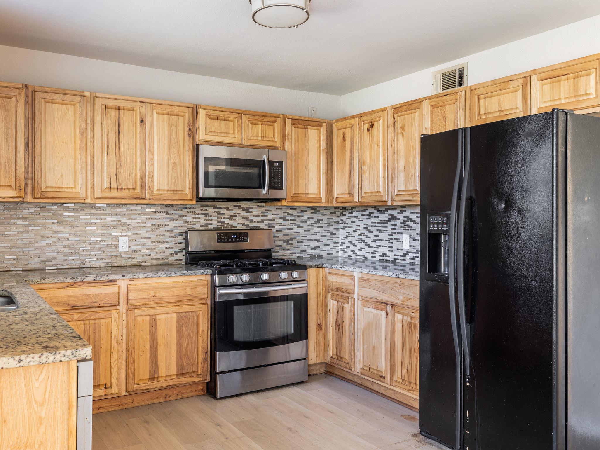 800 Monterrey Pl, Austin, TX 78753