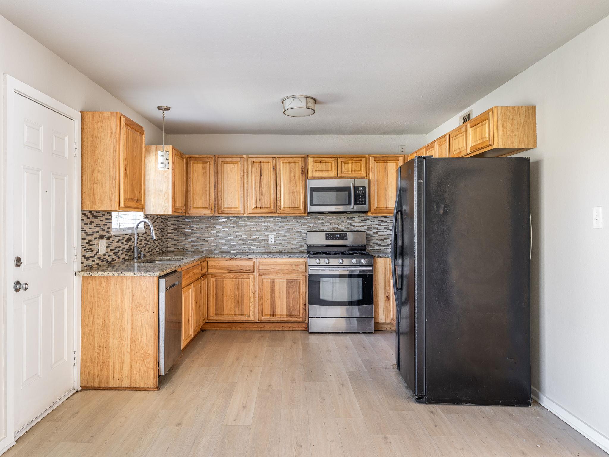 800 Monterrey Pl, Austin, TX 78753