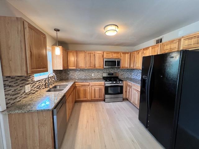 800 Monterrey Pl, Austin, TX 78753