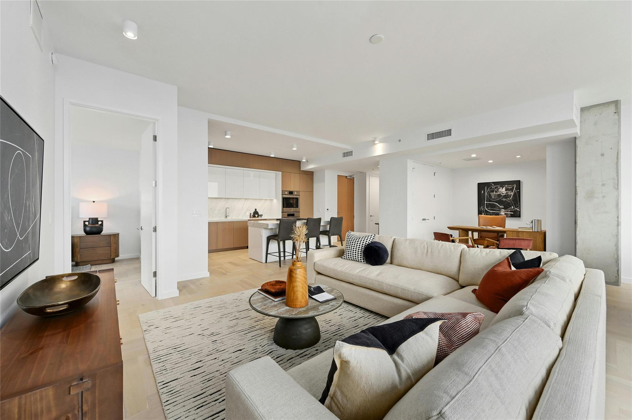 313 W 17th St # 2204, Austin, TX 78701