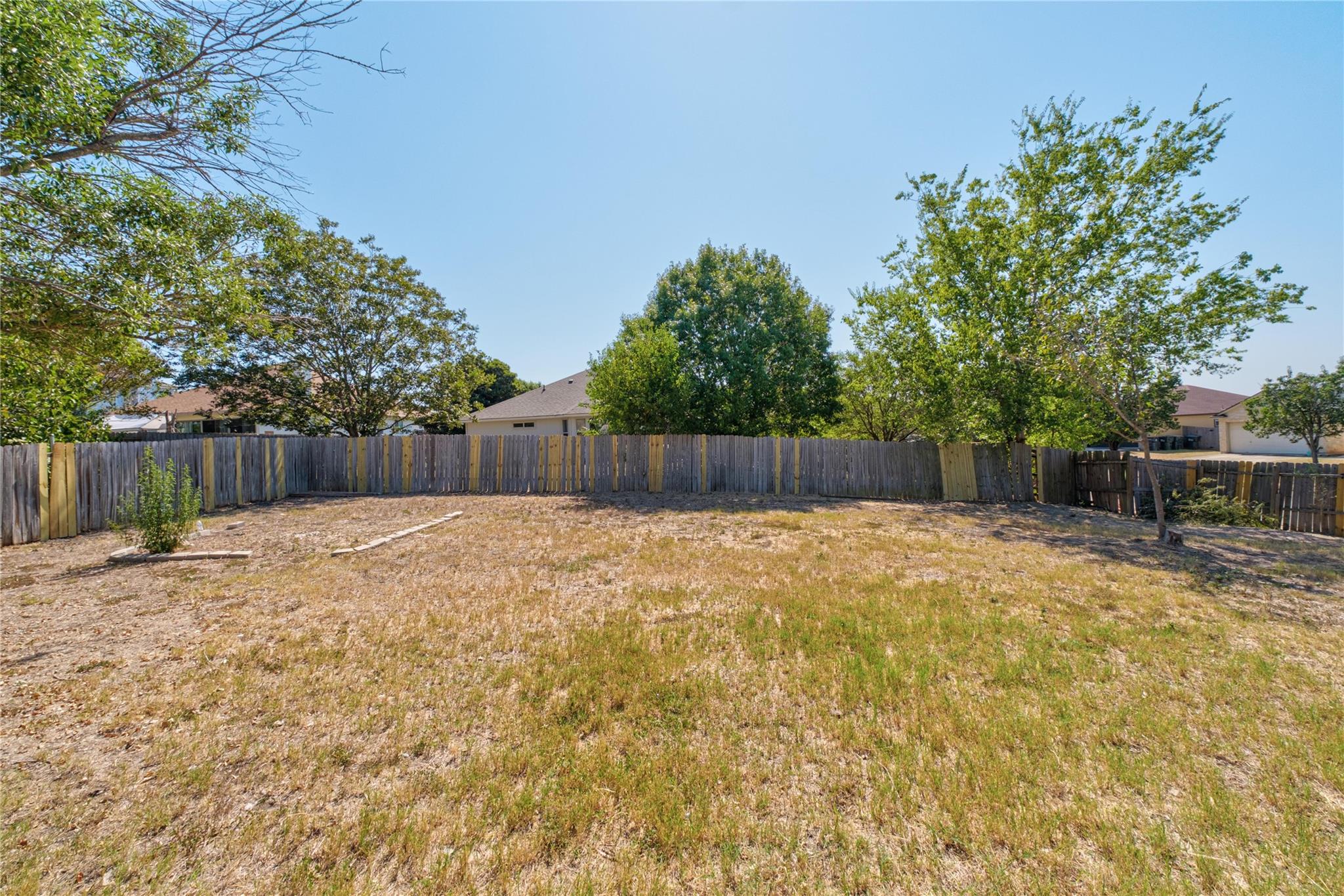 100 Steel Lake Dr, Kyle, TX 78640