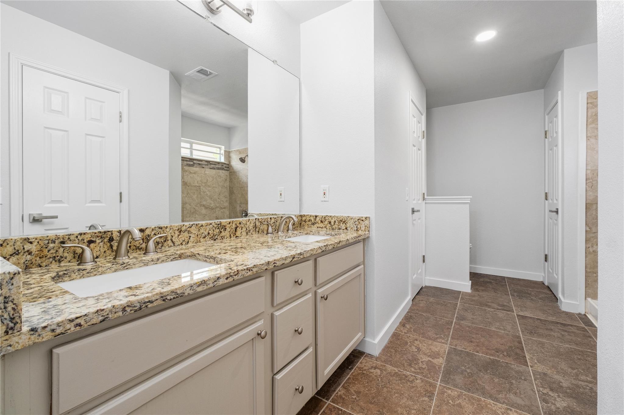 100 Steel Lake Dr, Kyle, TX 78640