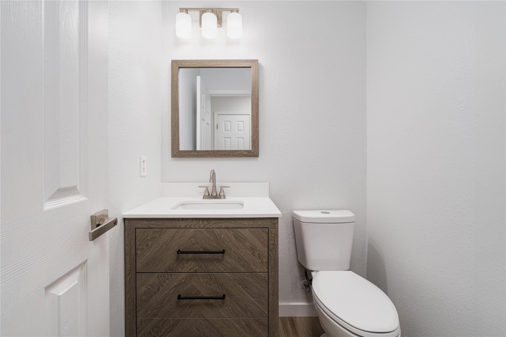 100 Steel Lake Dr, Kyle, TX 78640