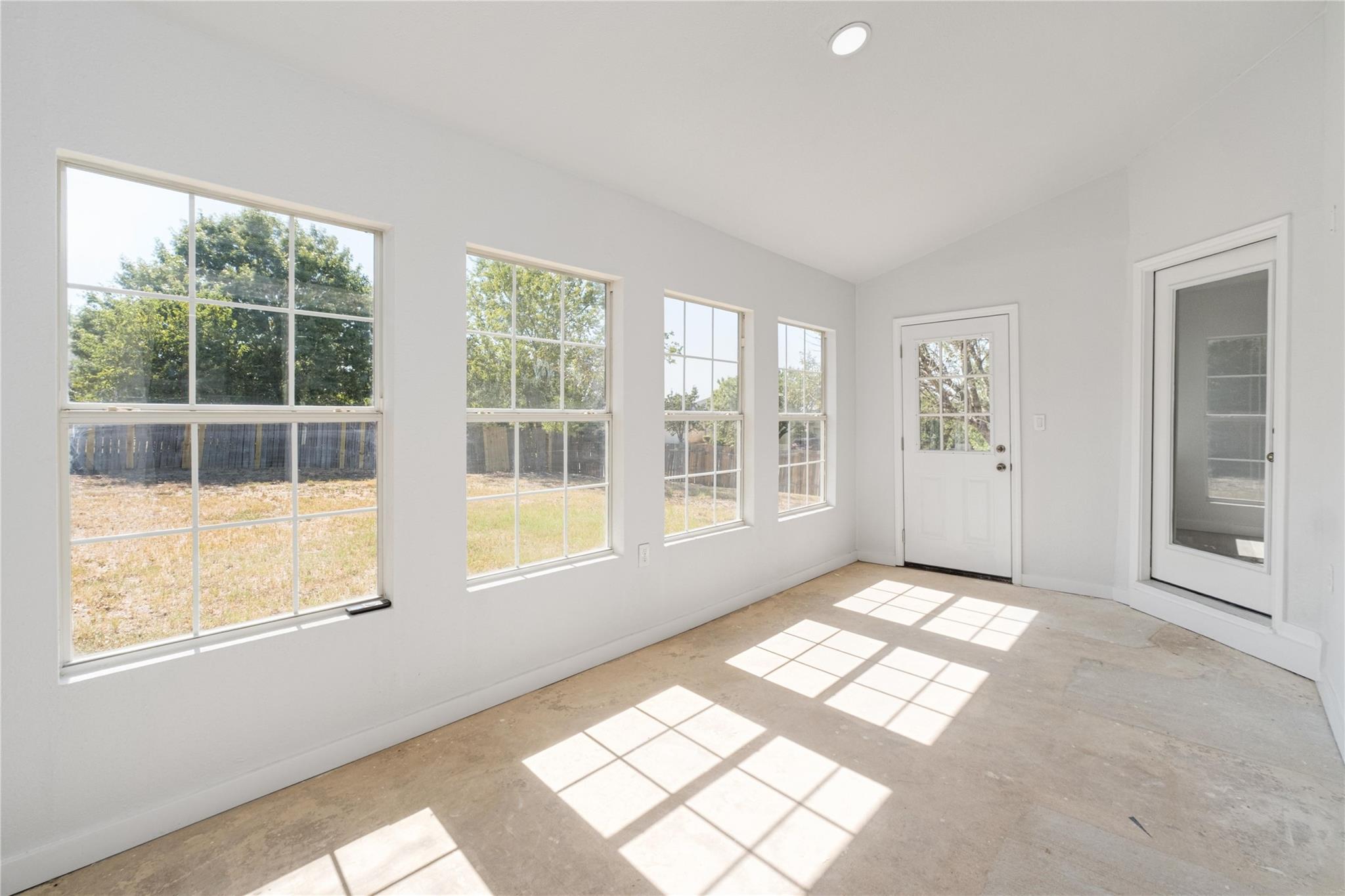 100 Steel Lake Dr, Kyle, TX 78640