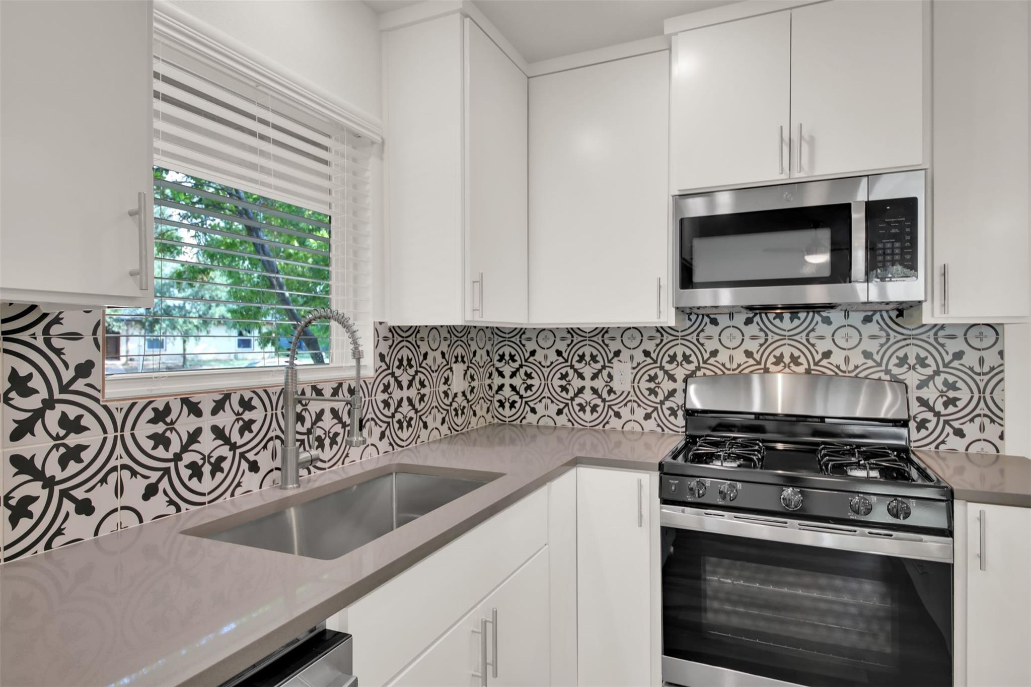 2101 Benwick Cir # A, Austin, TX 78723