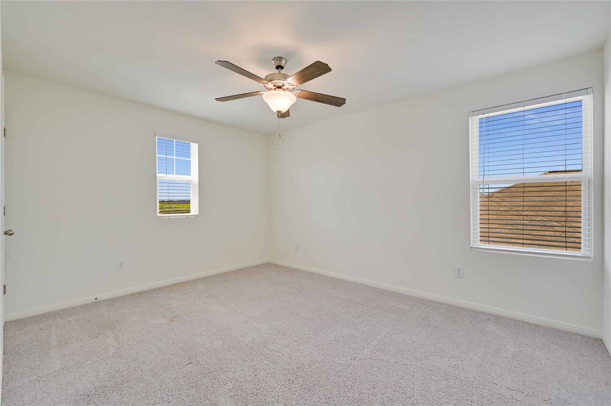 268 Wren Ln, Kyle, TX 78640