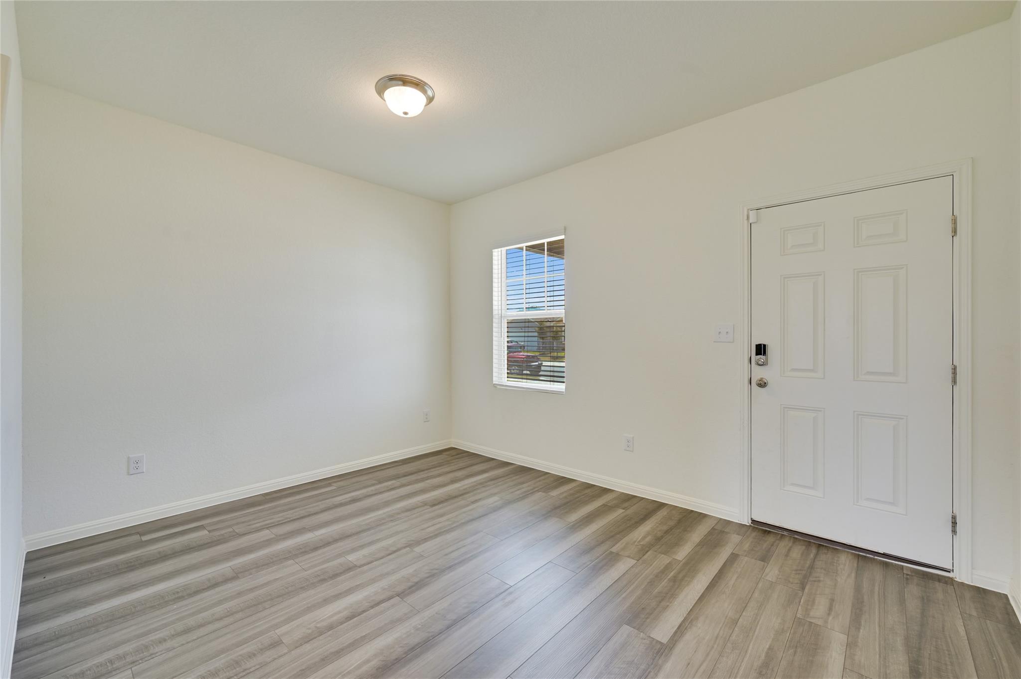 268 Wren Ln, Kyle, TX 78640