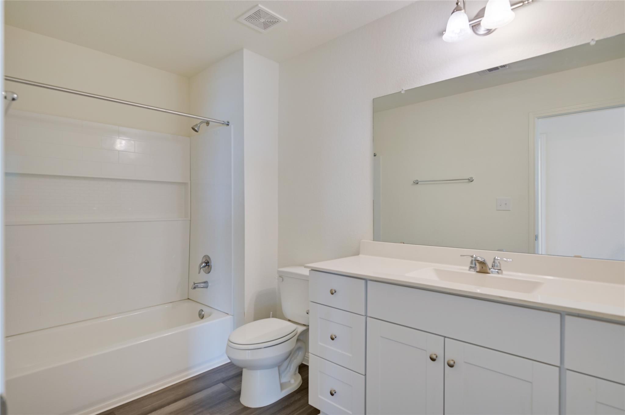 268 Wren Ln, Kyle, TX 78640