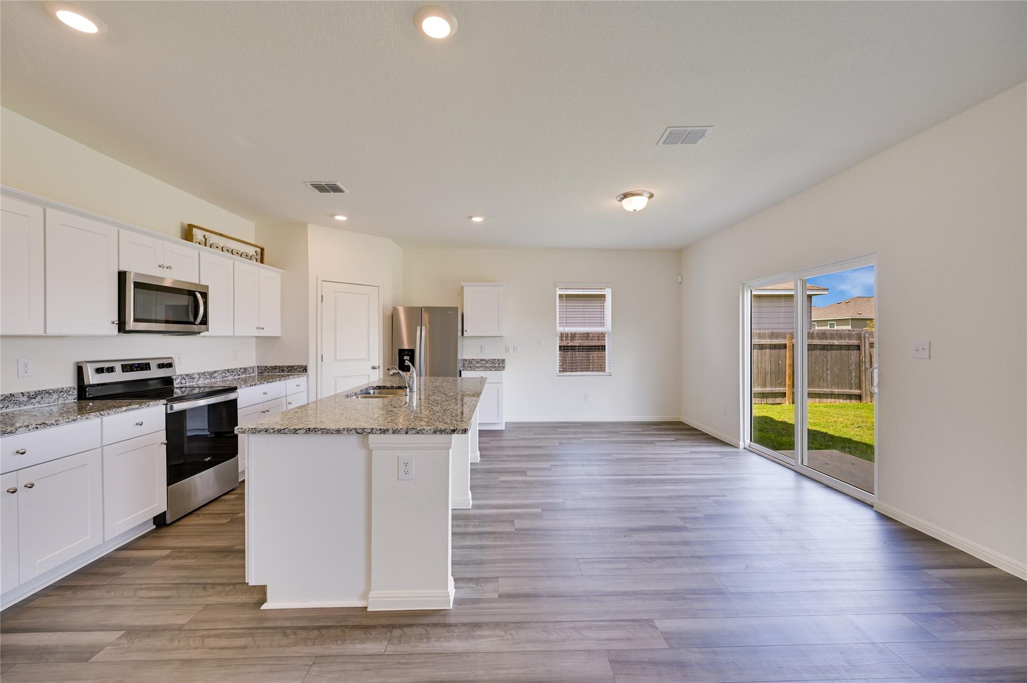 268 Wren Ln, Kyle, TX 78640