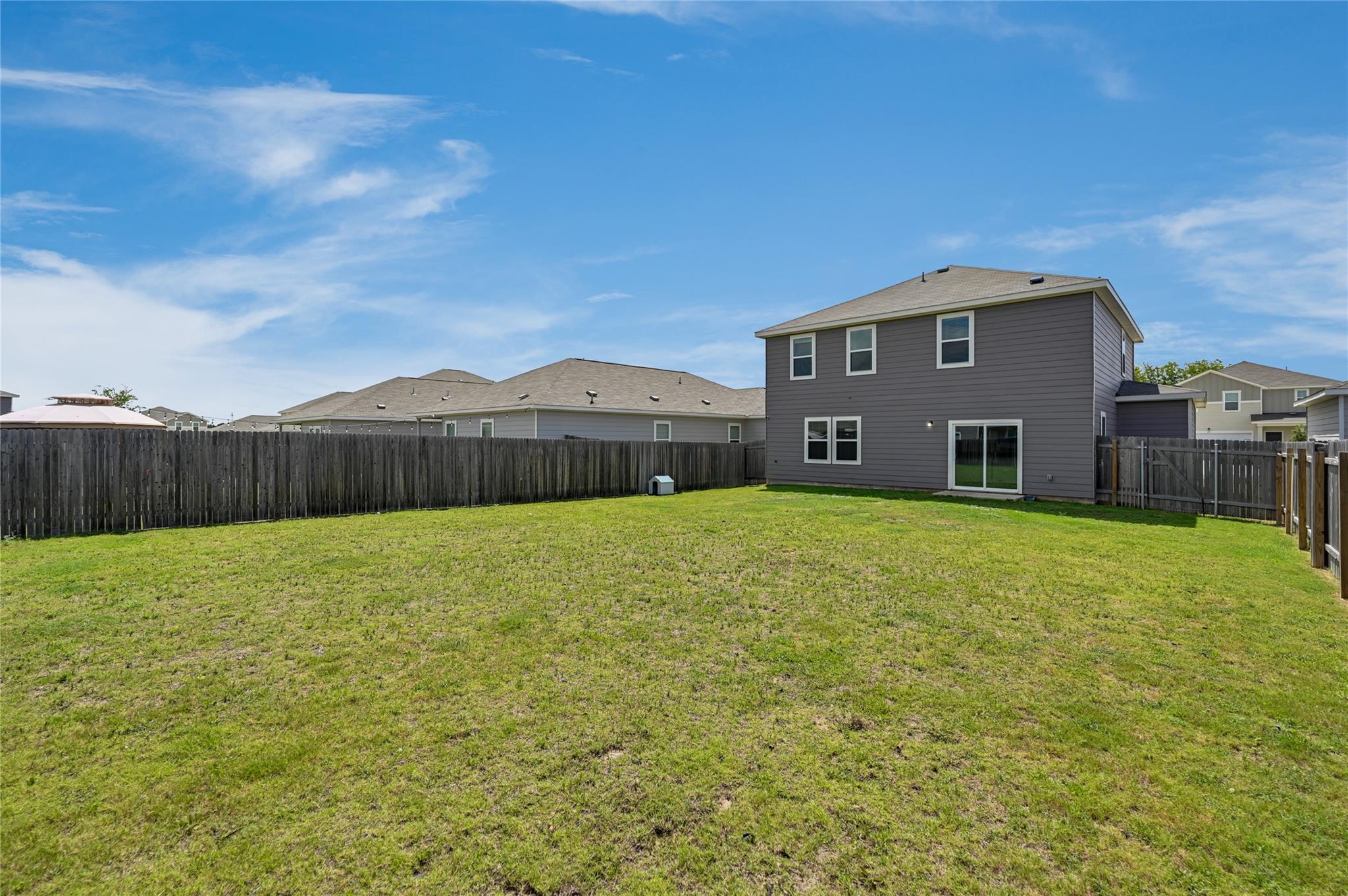 268 Wren Ln, Kyle, TX 78640
