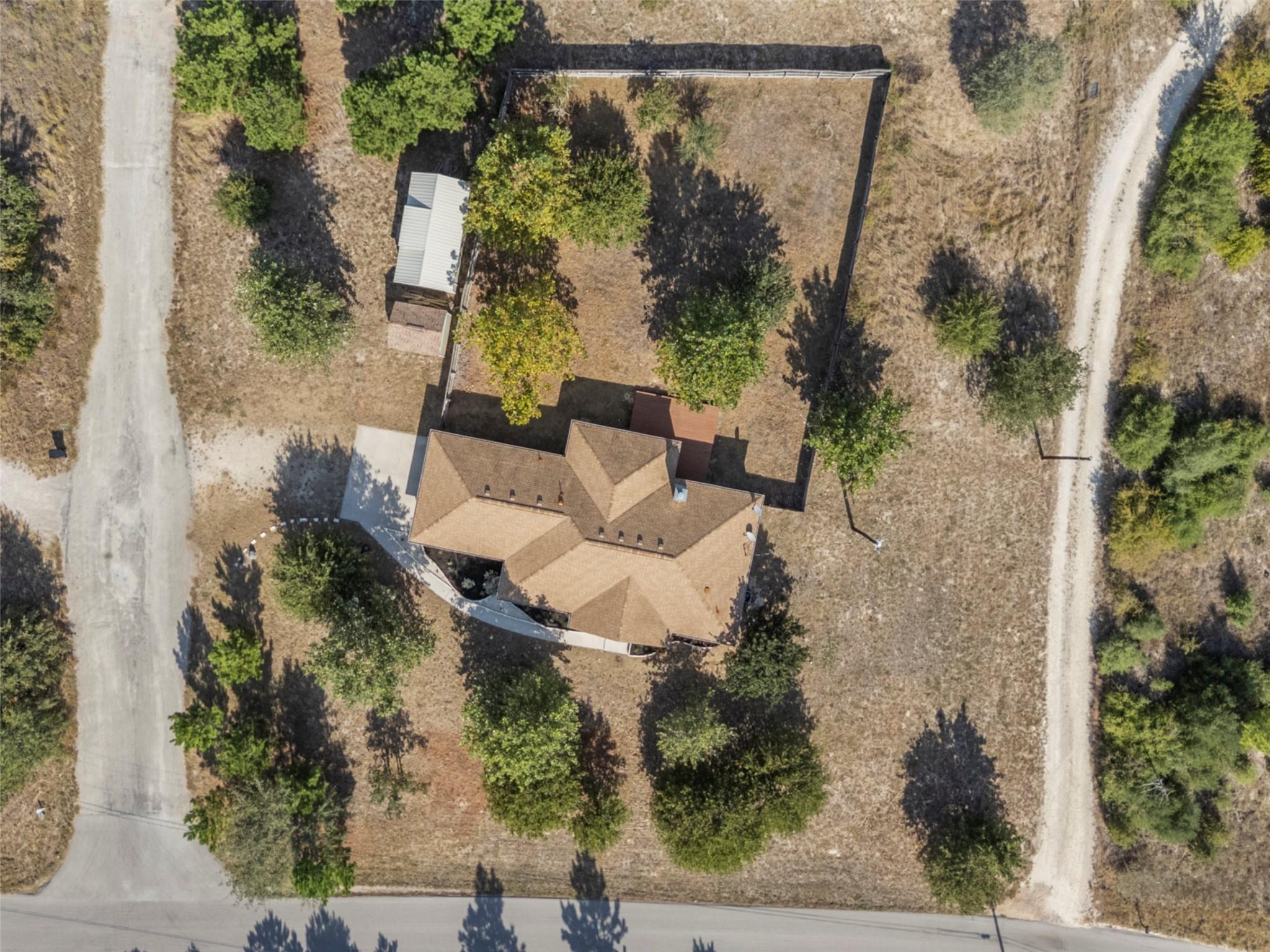 102 N. Bob White Dr, Paige, TX 78659